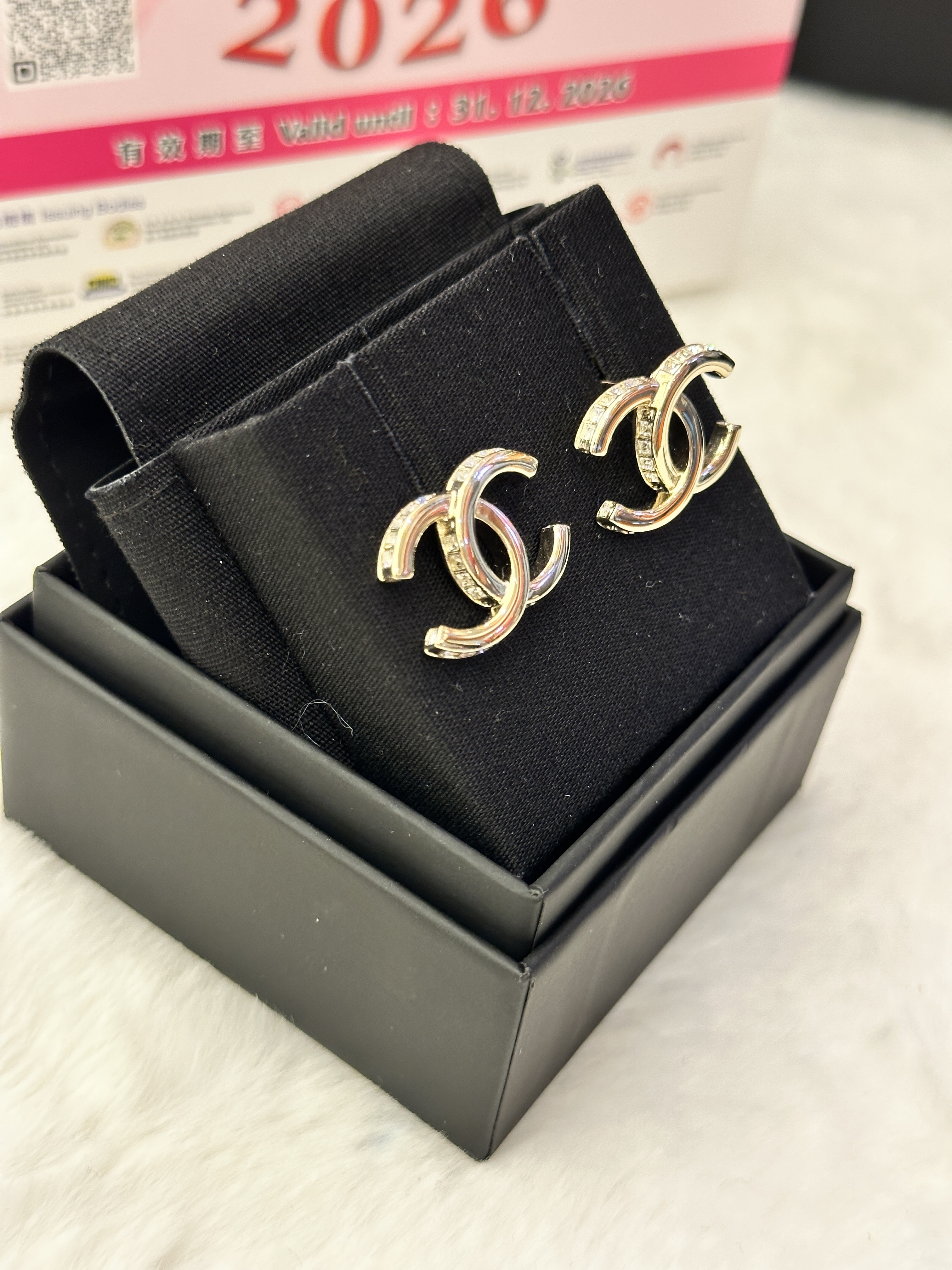 Chanel classic CC earrings