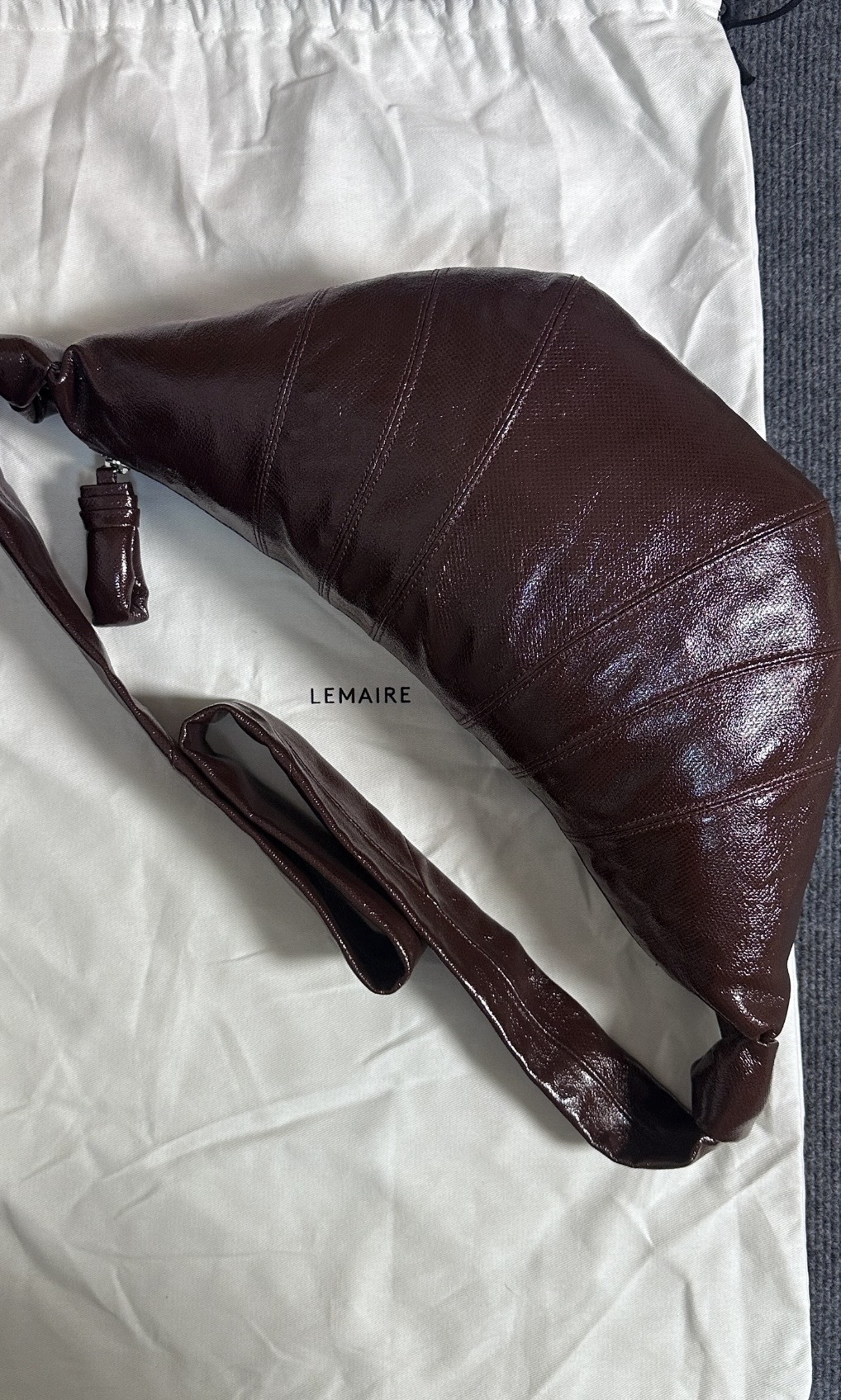Lemaire Croissant 中號牛角包 朱古力色