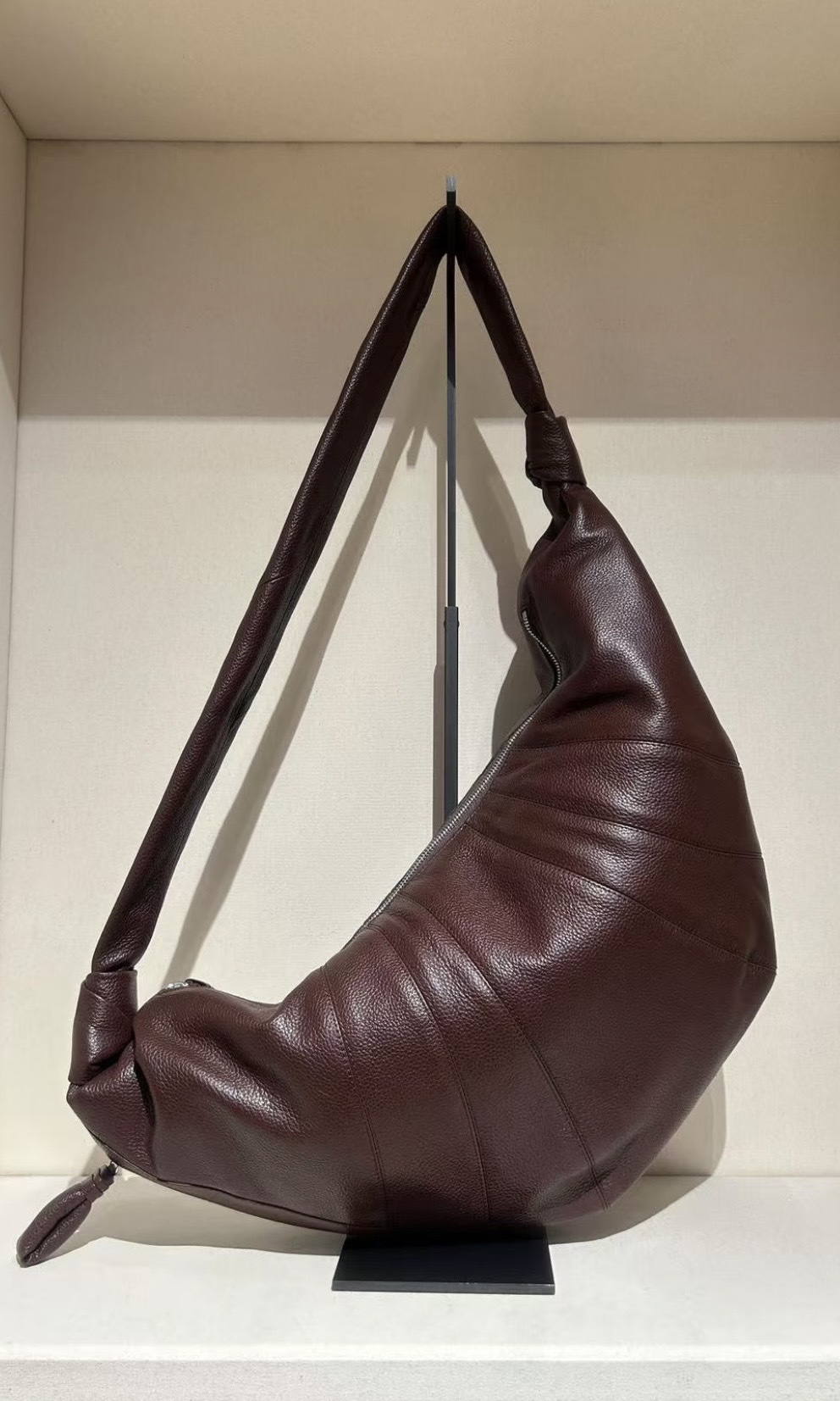 Lemaire Croissant 中號牛角包 朱古力色