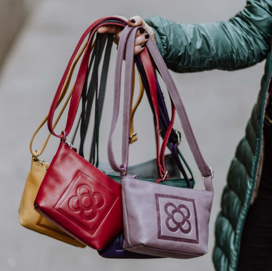 西班牙代購 Barcelona Small leather bag  金元寶包