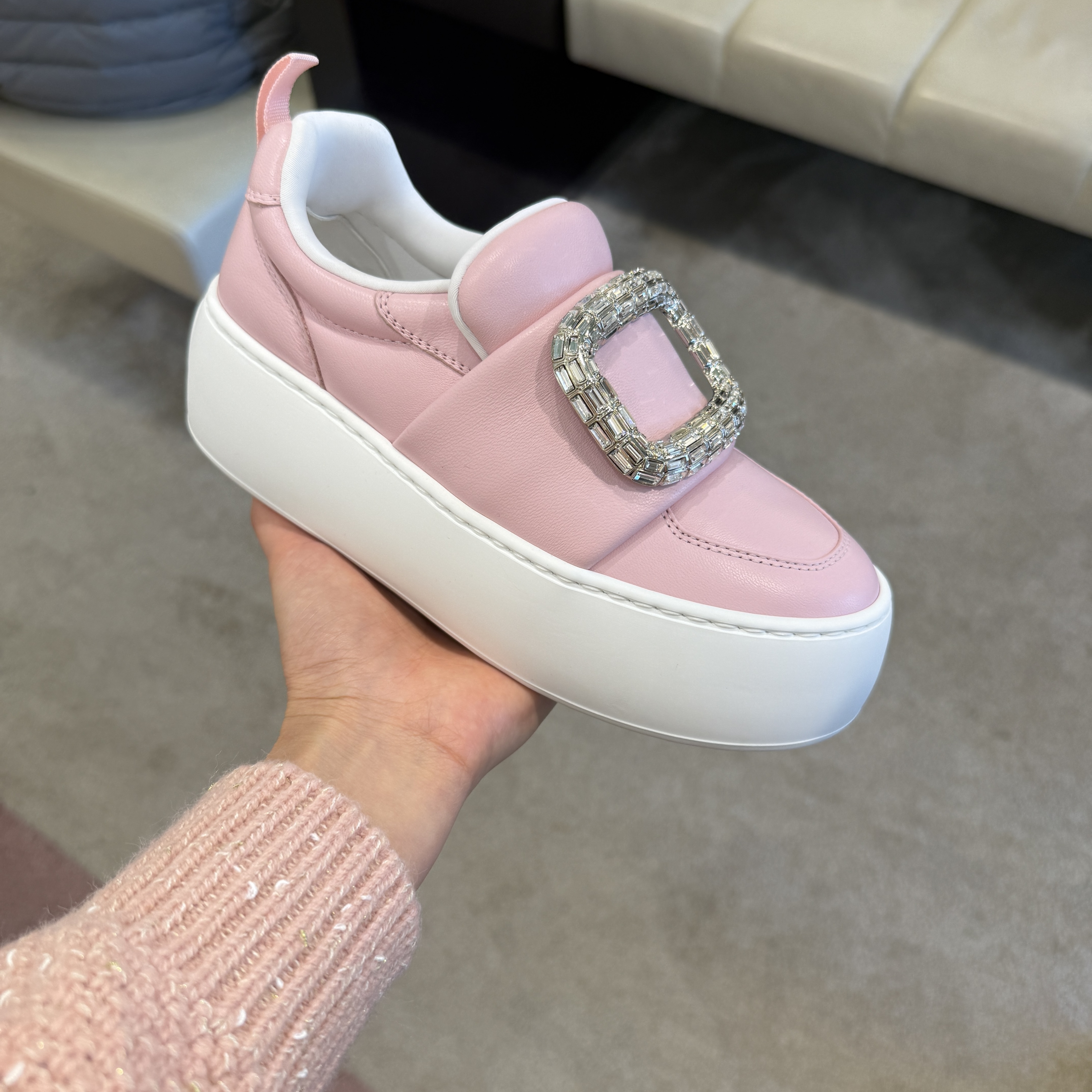 Roger Vivier viv up strass sneakers pink