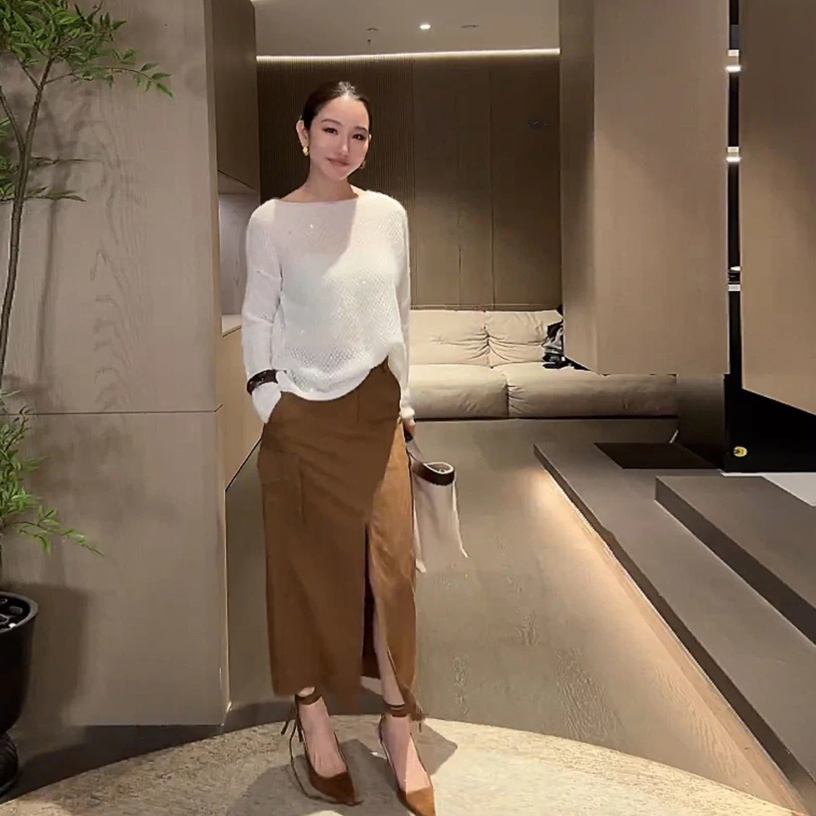 焦糖駝前開衩造型鉛筆裙長裙-S-L (Elegant & Love)