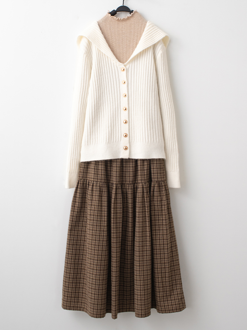 金釦針織外套木耳邊針織上衣輕磨毛長裙組合
