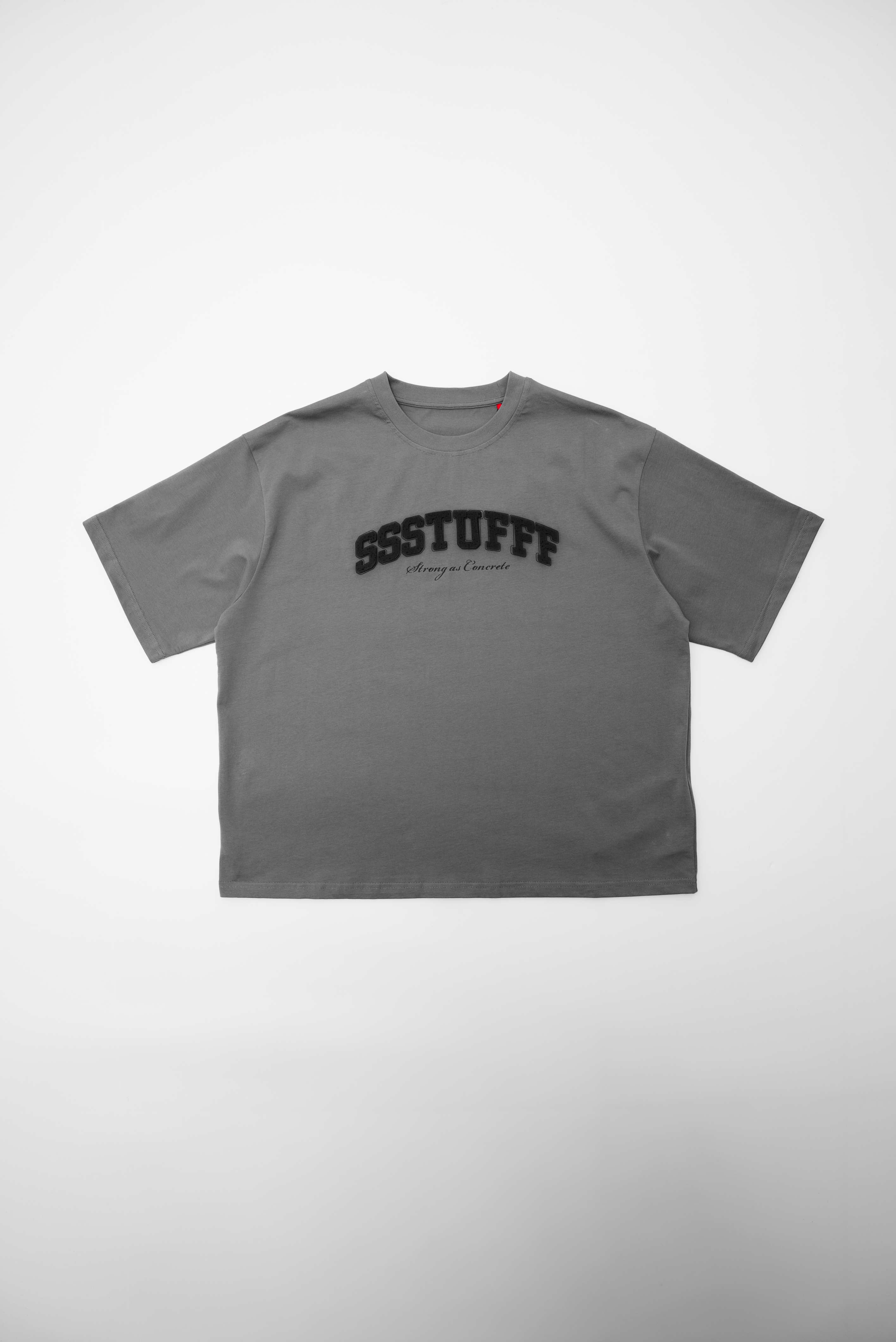 【Focus Store】現貨秒發 SSSTUFFF SS26 Sponge Effect Logo Tee 海綿效果 短袖 SSS-SS26-TEEB04