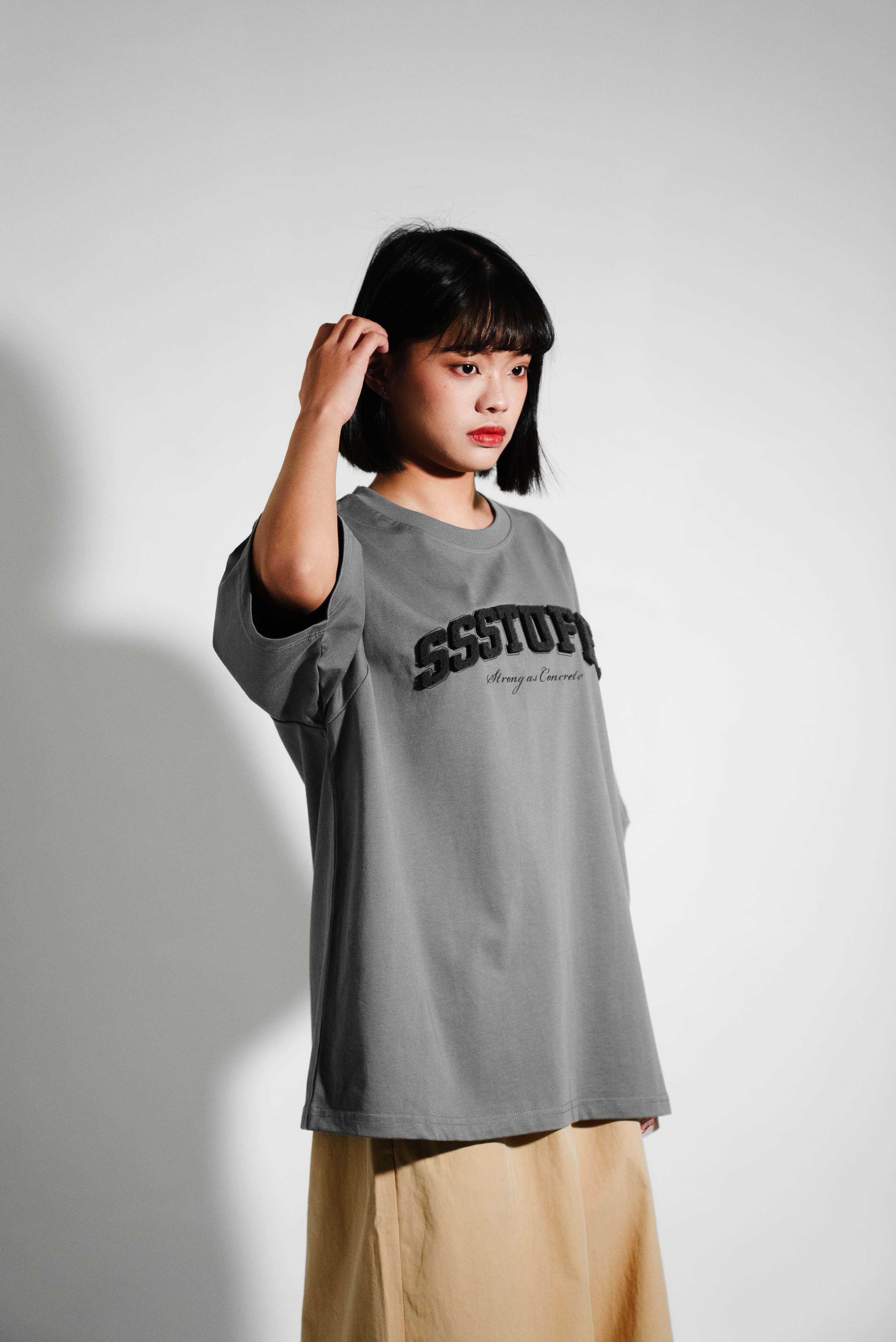 【Focus Store】現貨秒發 SSSTUFFF SS26 Sponge Effect Logo Tee 海綿效果 短袖 SSS-SS26-TEEB04