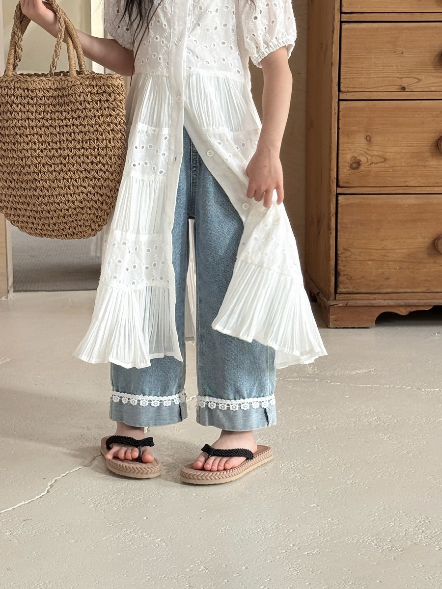 蕾絲花邊直筒褲