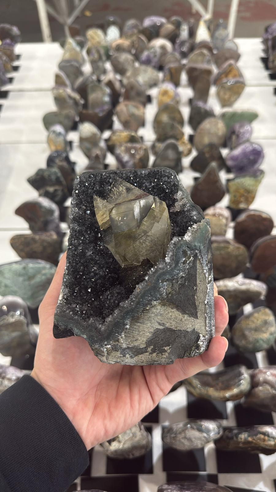 WL247 黑銀河紫水晶鎮 A247 1.47公斤