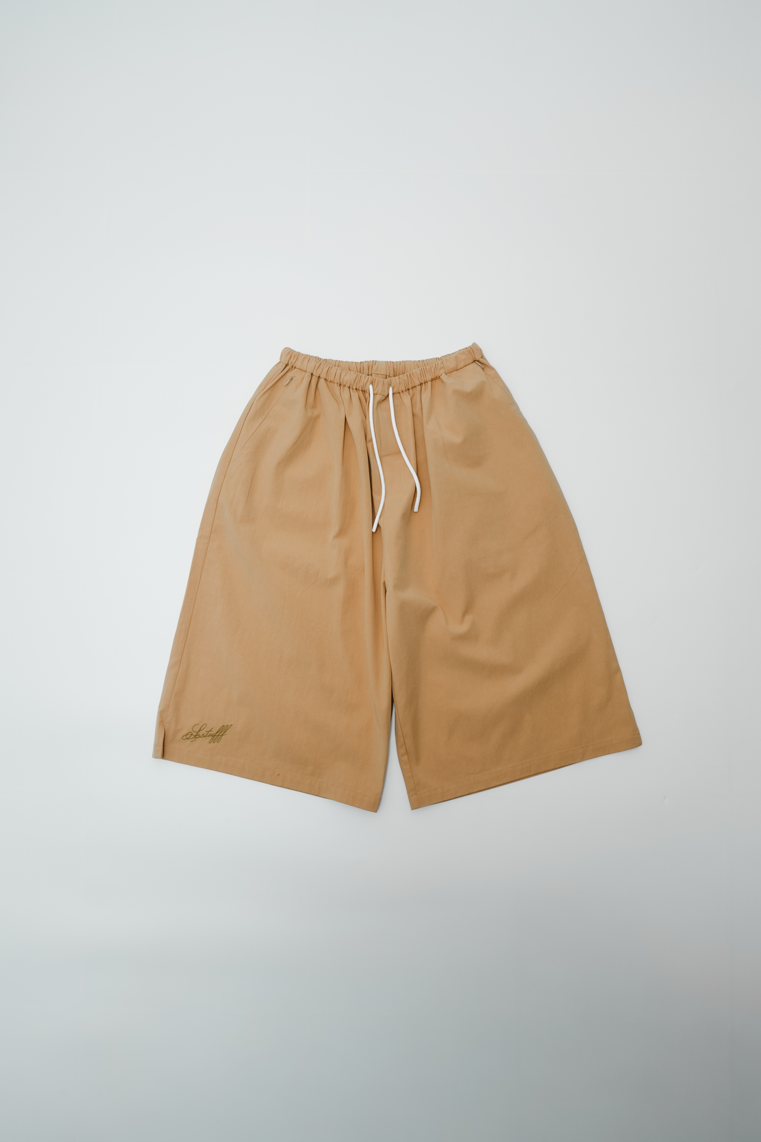 【Focus Store】現貨秒發 SSSTUFFF SS26 Logo Bermuda Shorts 膝上短褲 兩色