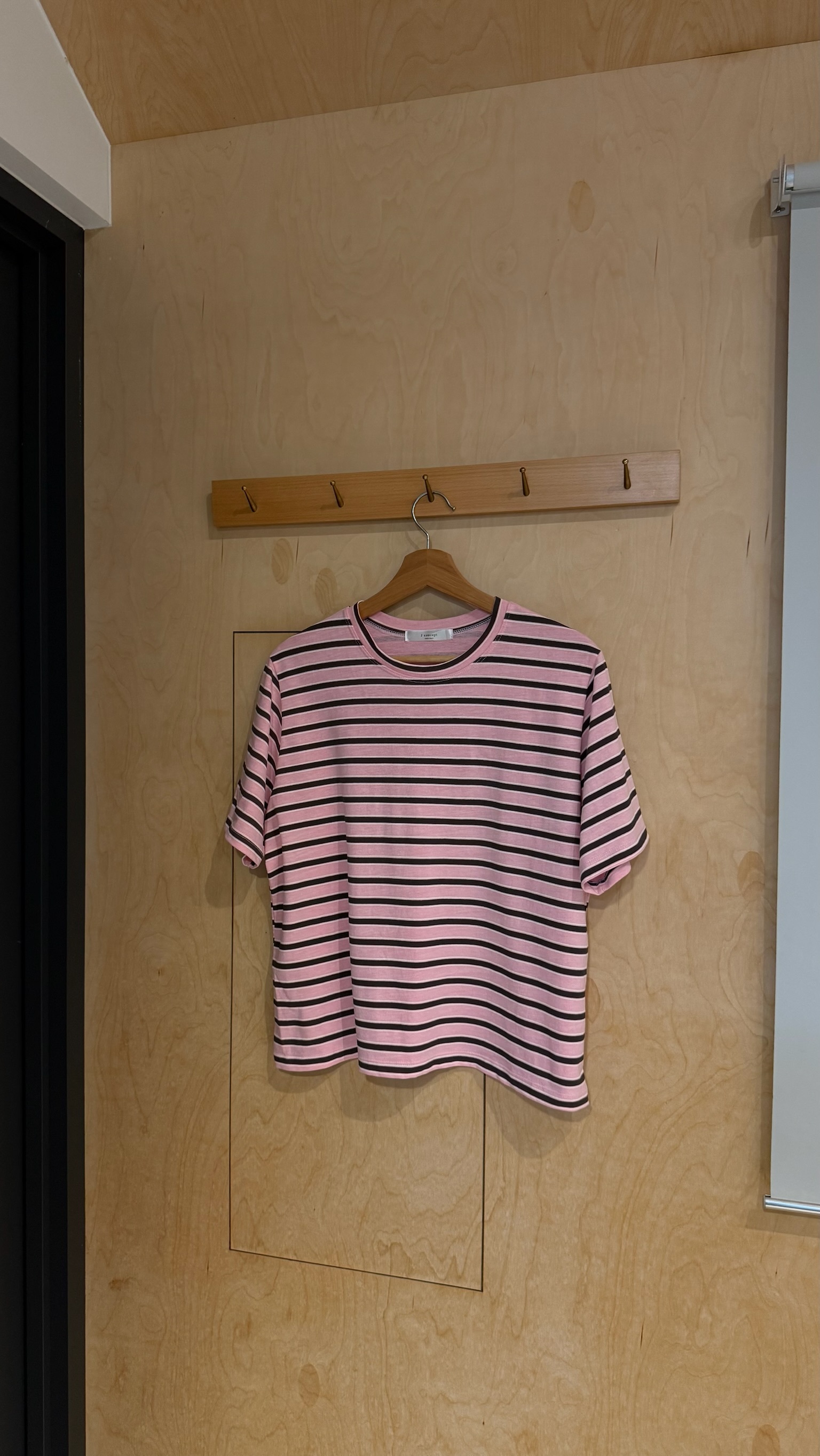 草莓可麗露 撞色條紋T-shirt