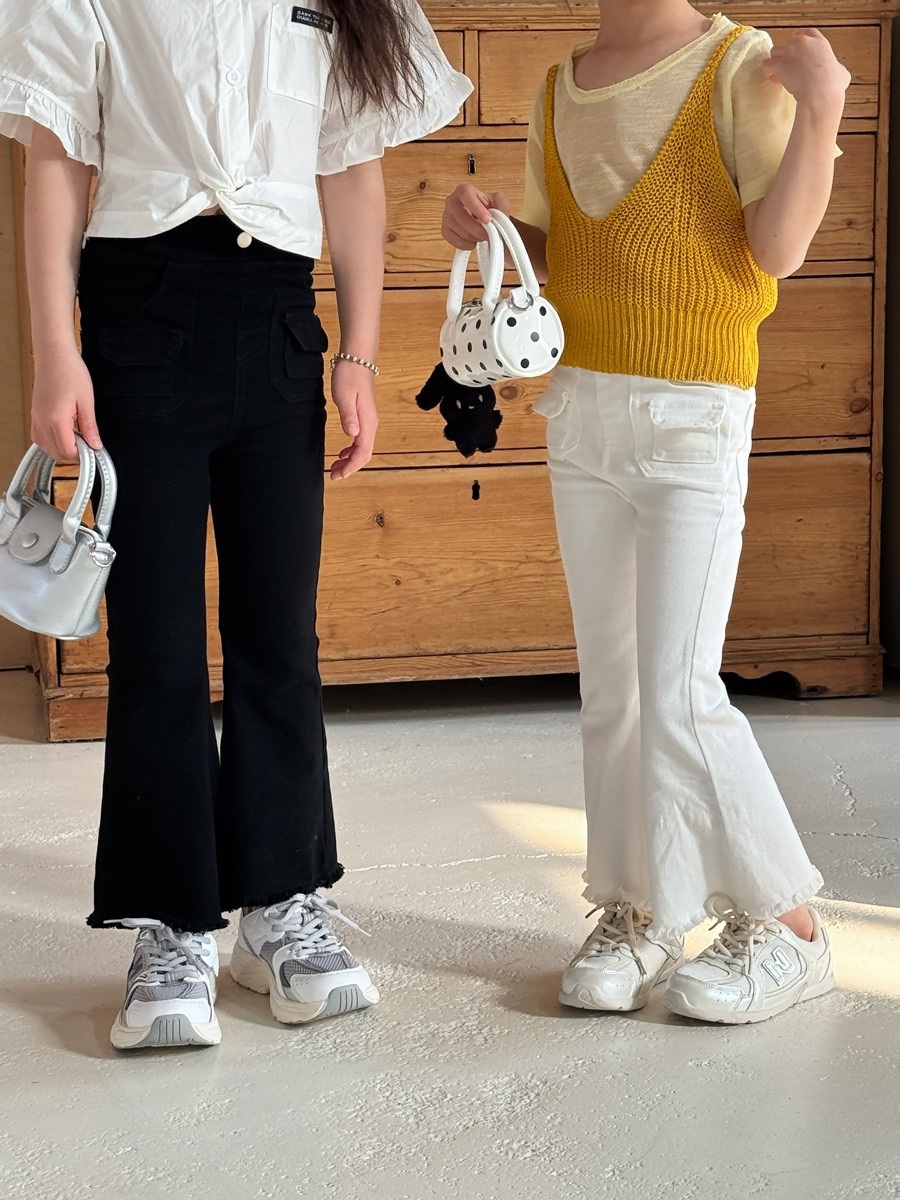 兩色修身不修邊喇叭褲