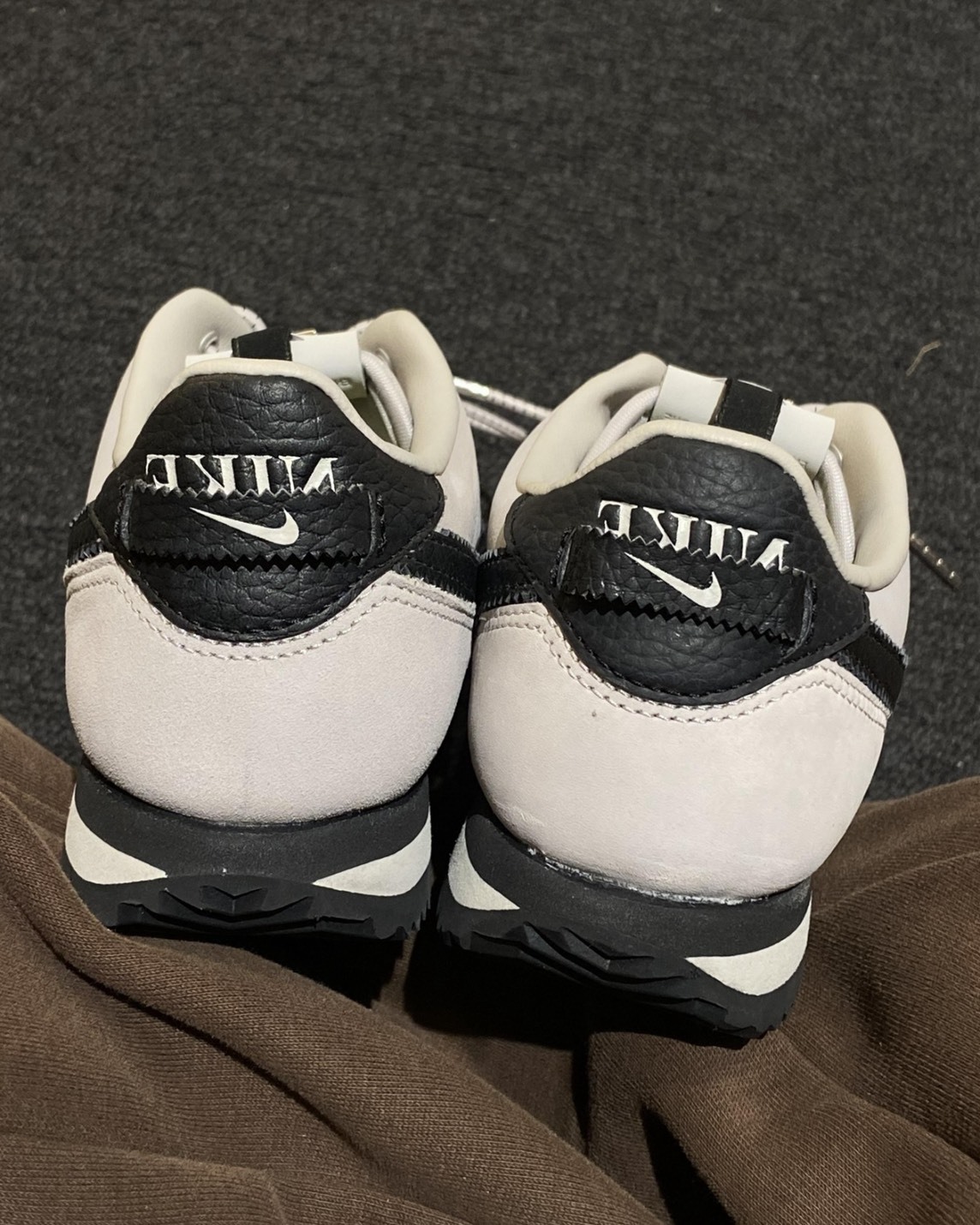 【預購】NIKE x SWDC CORTEX 灰黑 II5708003