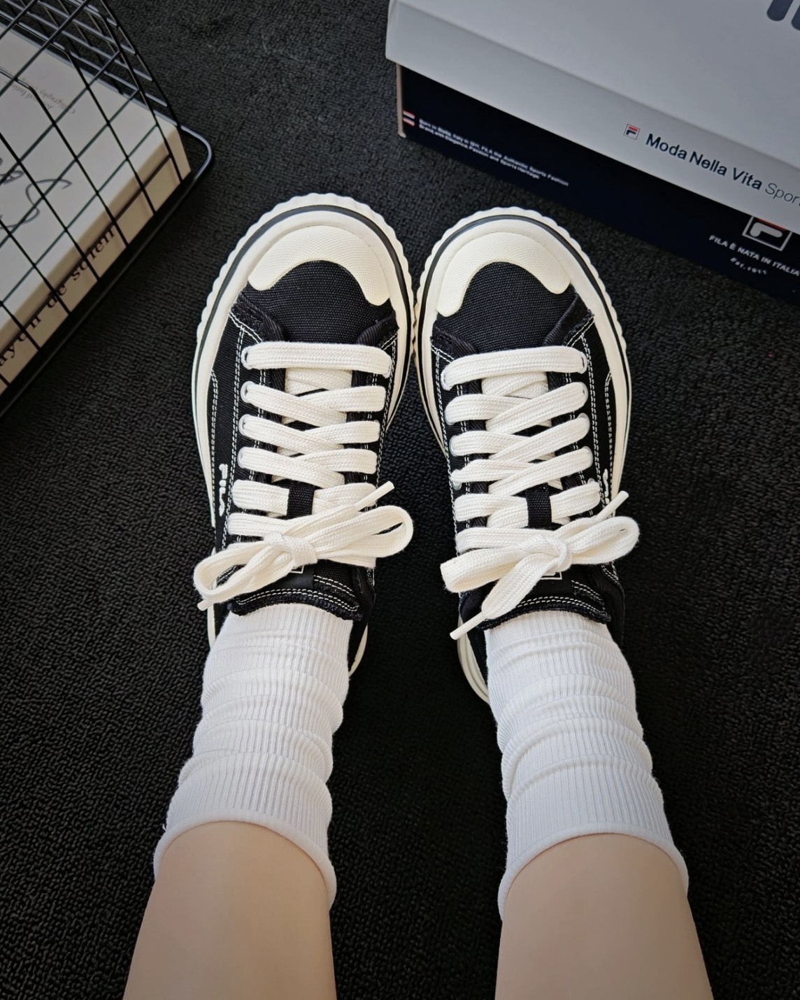 【預購】FILA VIVA 厚底帆布鞋 黑白 F12W322305FBK