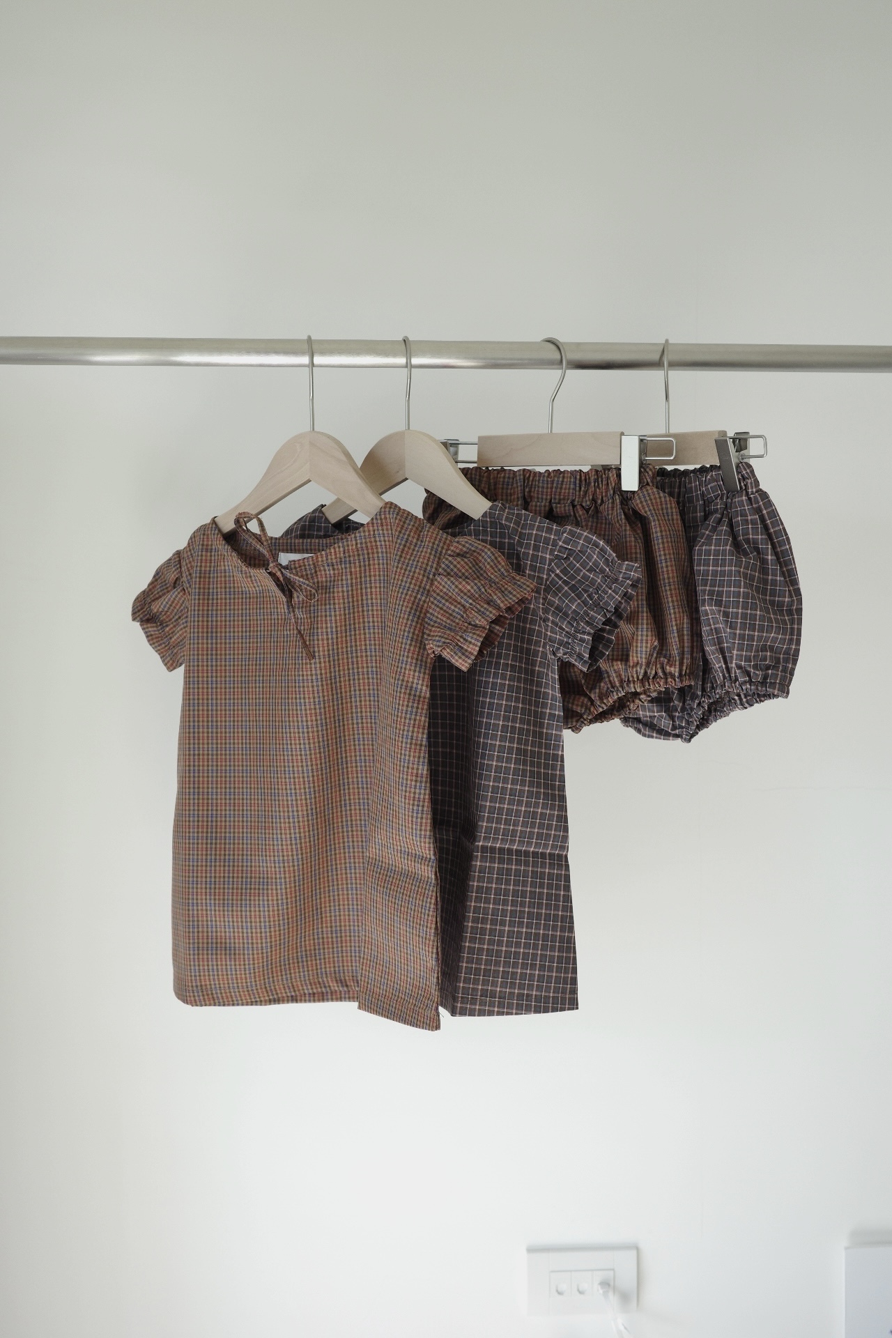 (現貨) 𝙧𝙚𝙩𝙧𝙤 𝙘𝙝𝙚𝙘𝙠𝙚𝙙  / 套裝