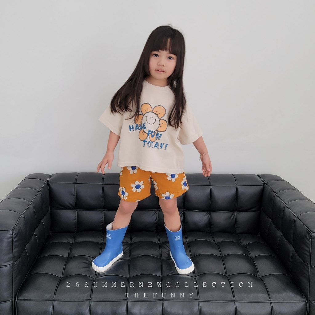 正韓夏thefunny 微笑花朵短褲