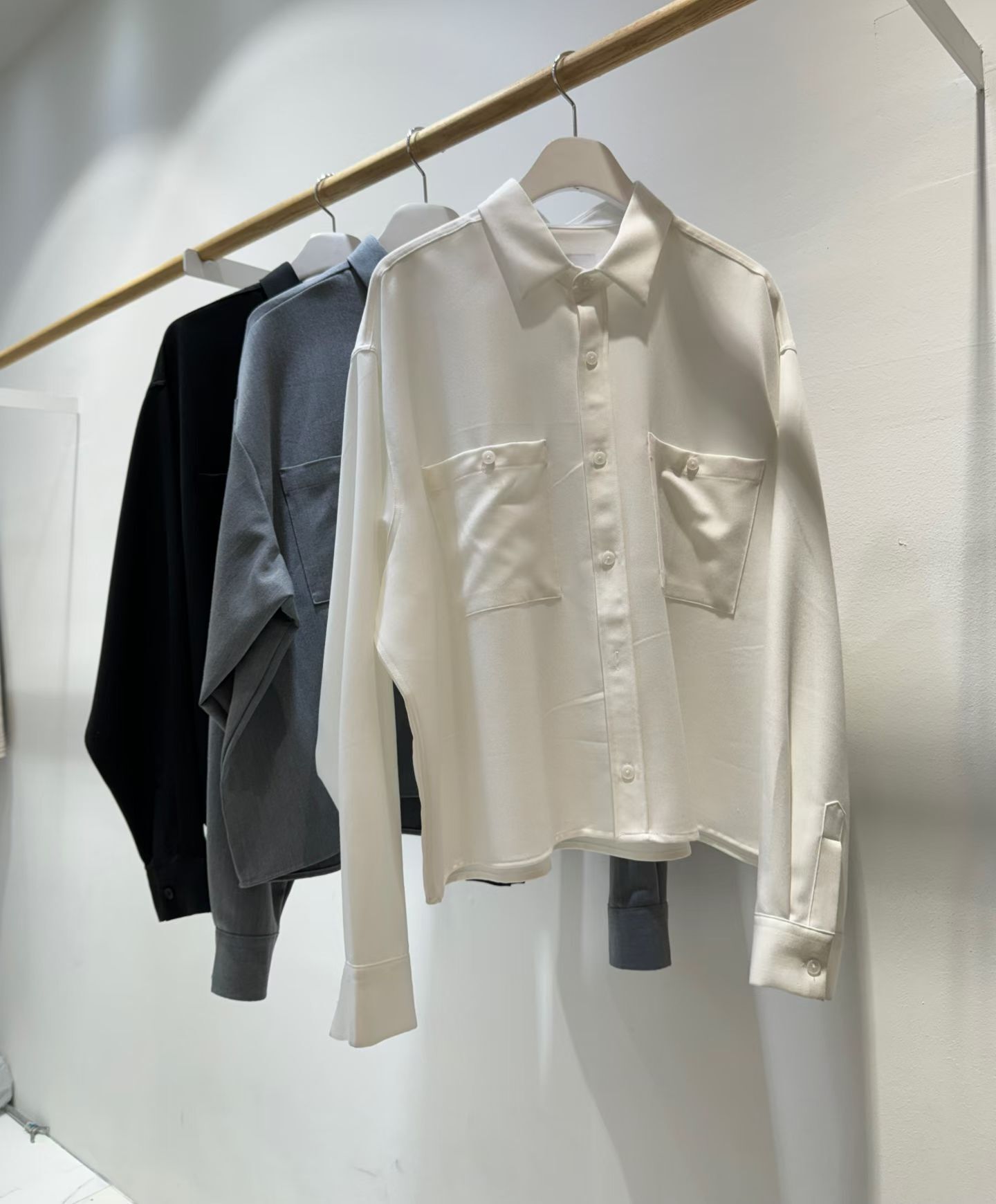 淨色雙袋口長袖恤衫 S1882