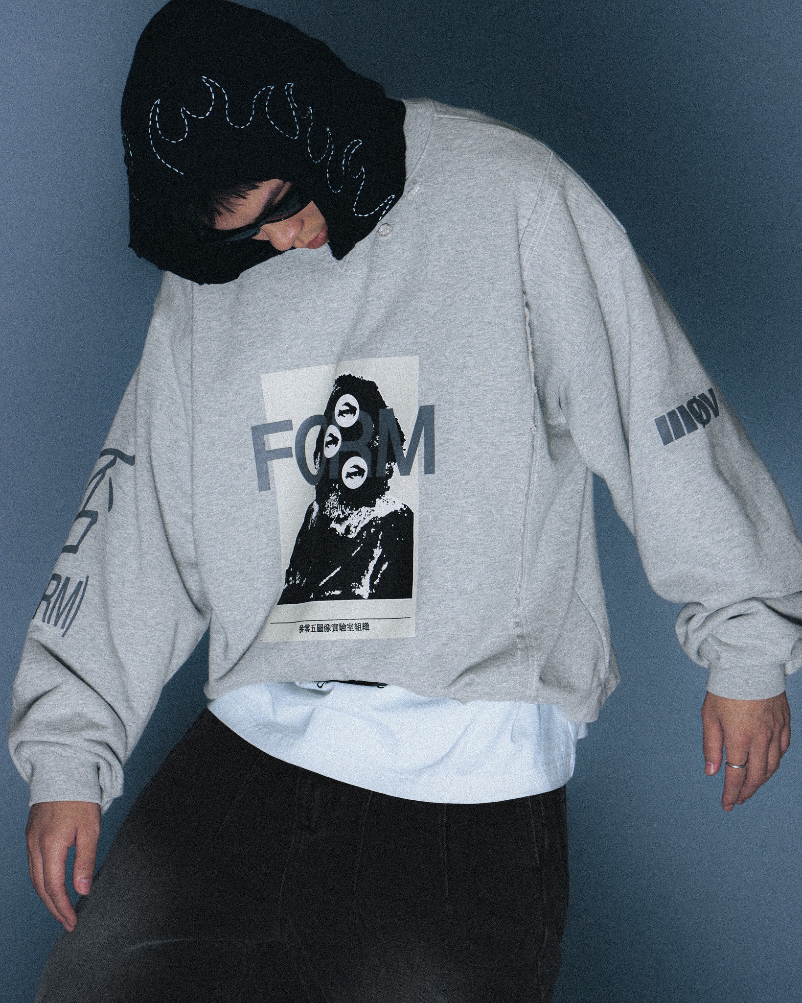 Wall of Sound - 2:46/“MACHINES” DMG. CREWNECK SWEATER