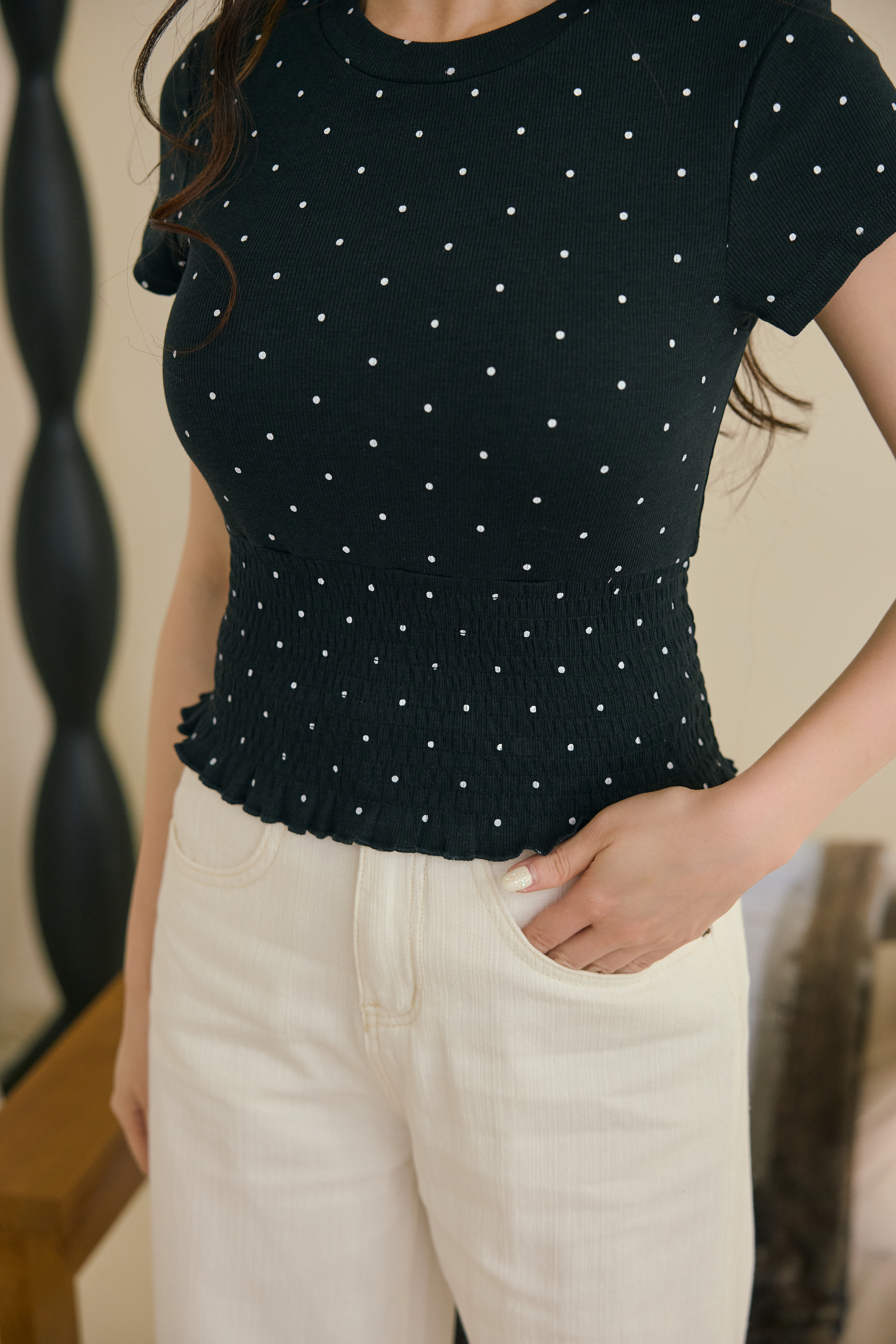 下圍抓皺波點羅紋上衣
