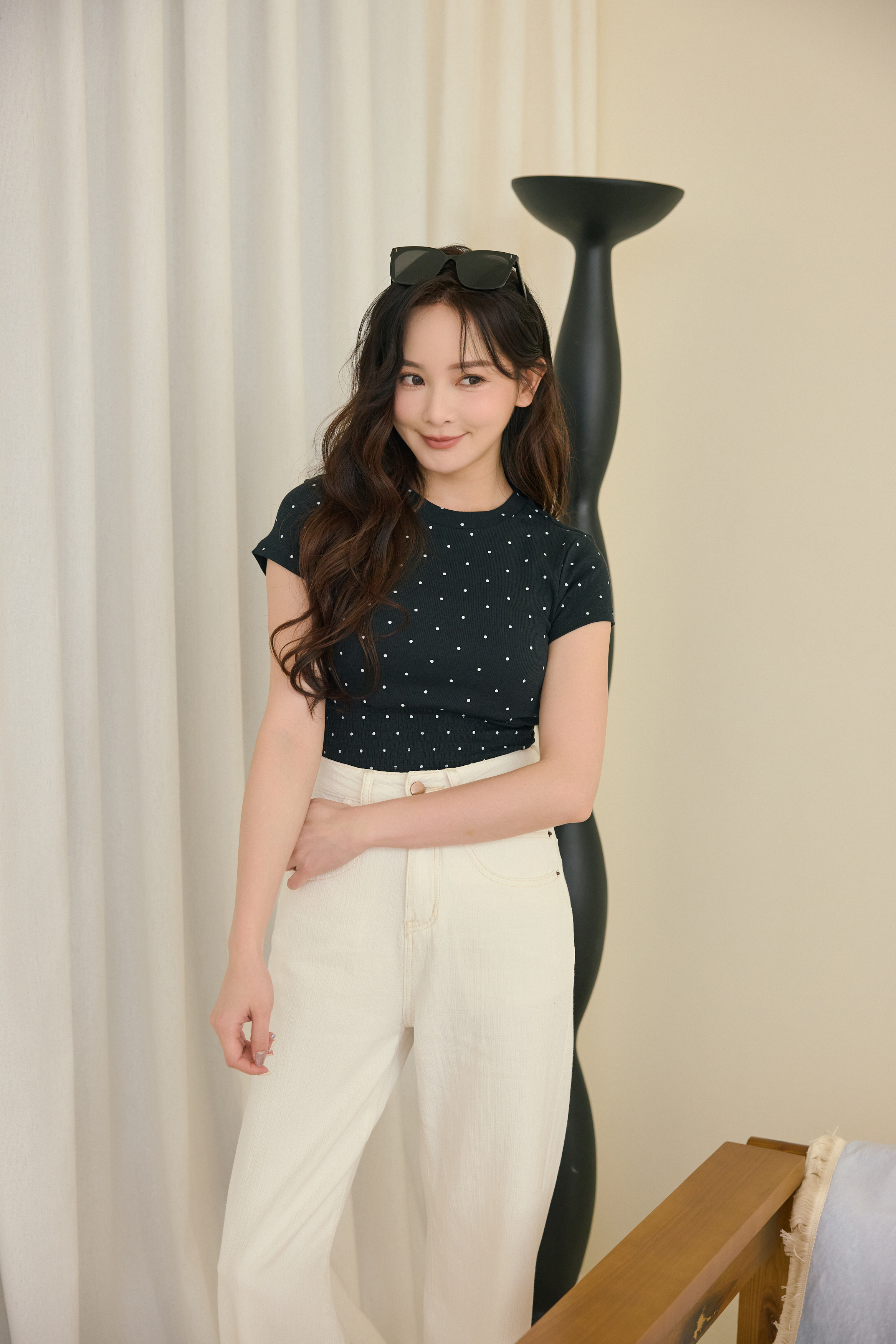 下圍抓皺波點羅紋上衣