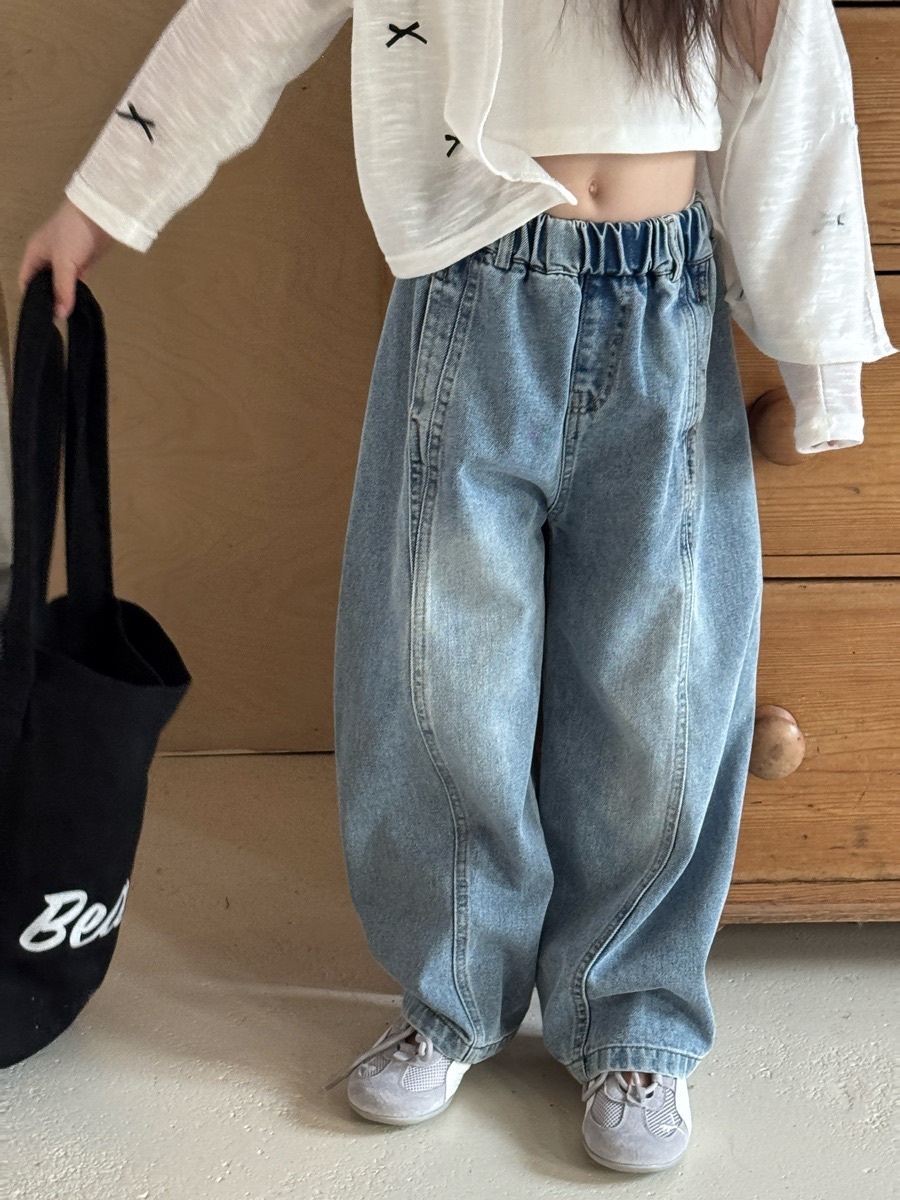 男女寶都要牛仔彎刀褲