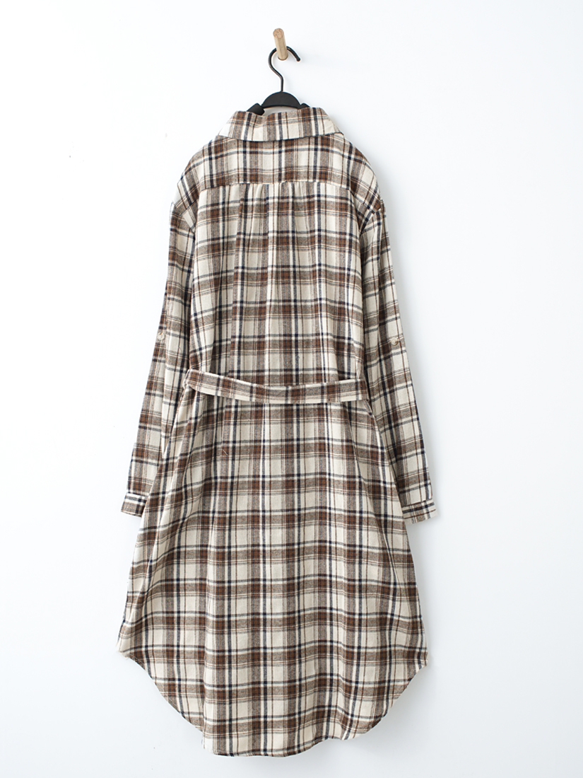 法蘭絨格紋長版綁帶洋裝