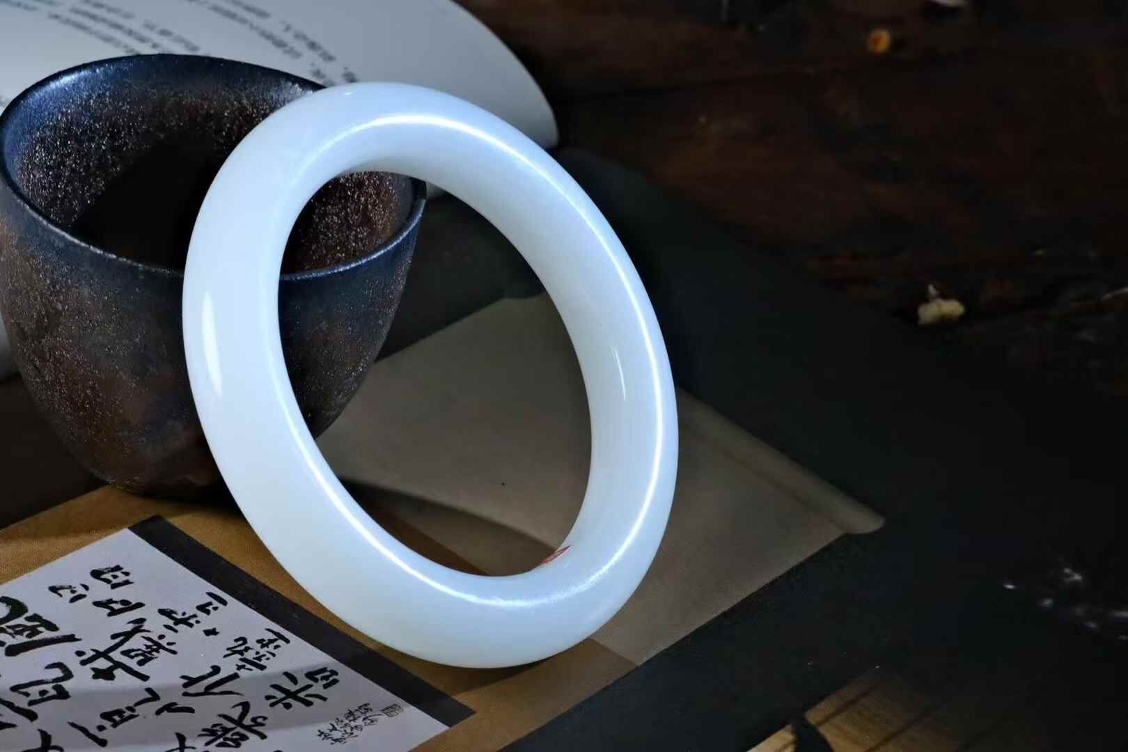 和田玉羊脂白手鐲,天然和田玉軟玉