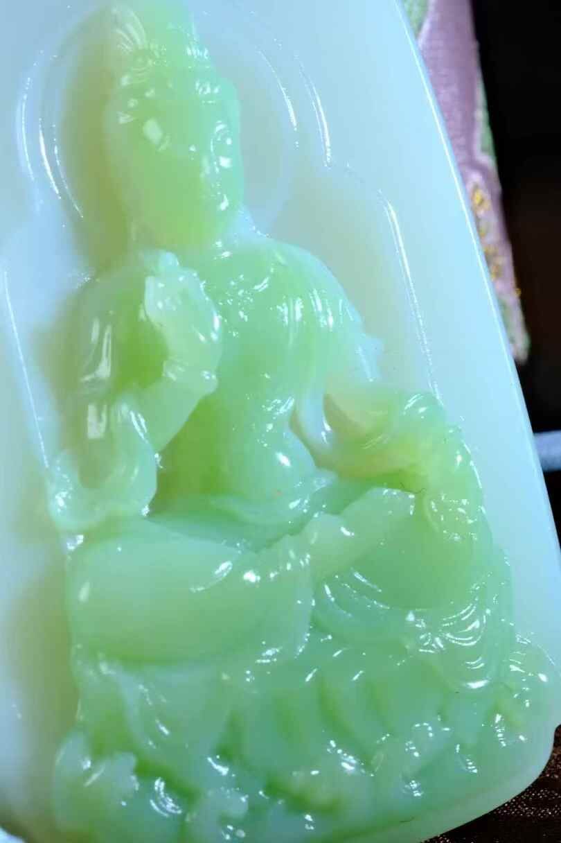 37730 和田玉觀音