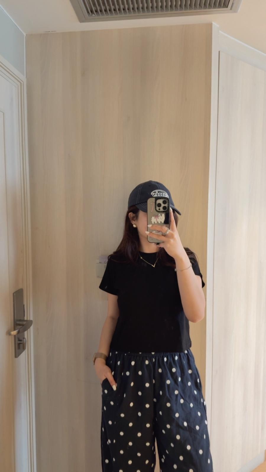 圓領Crop Tee(黑色)