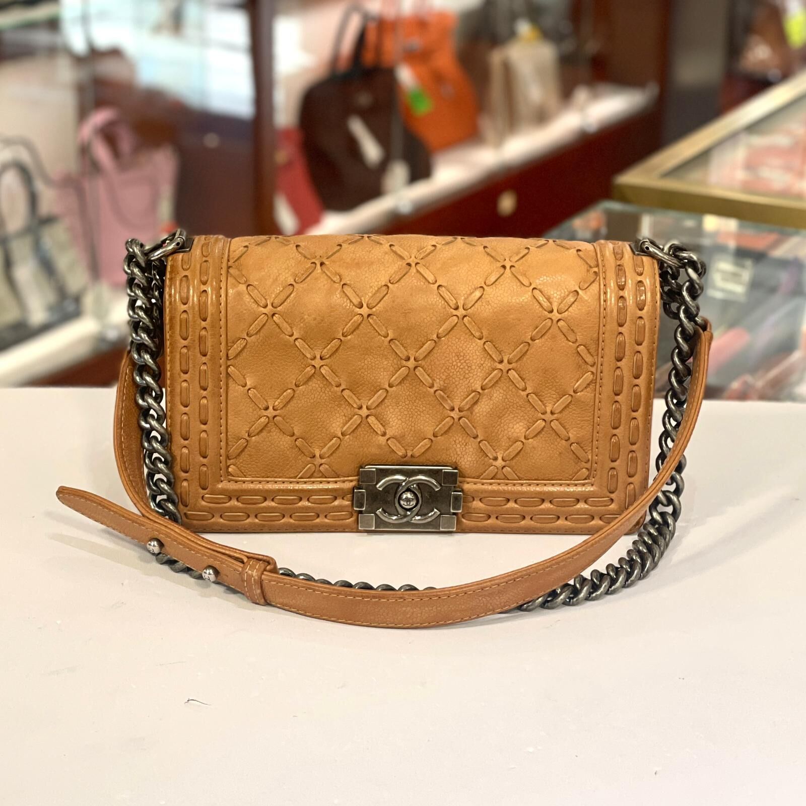 90%NEW二手BOY CHANEL 25 啡色牛皮編織菱格紋 復古銀扣 BOY25 #香榭站正品