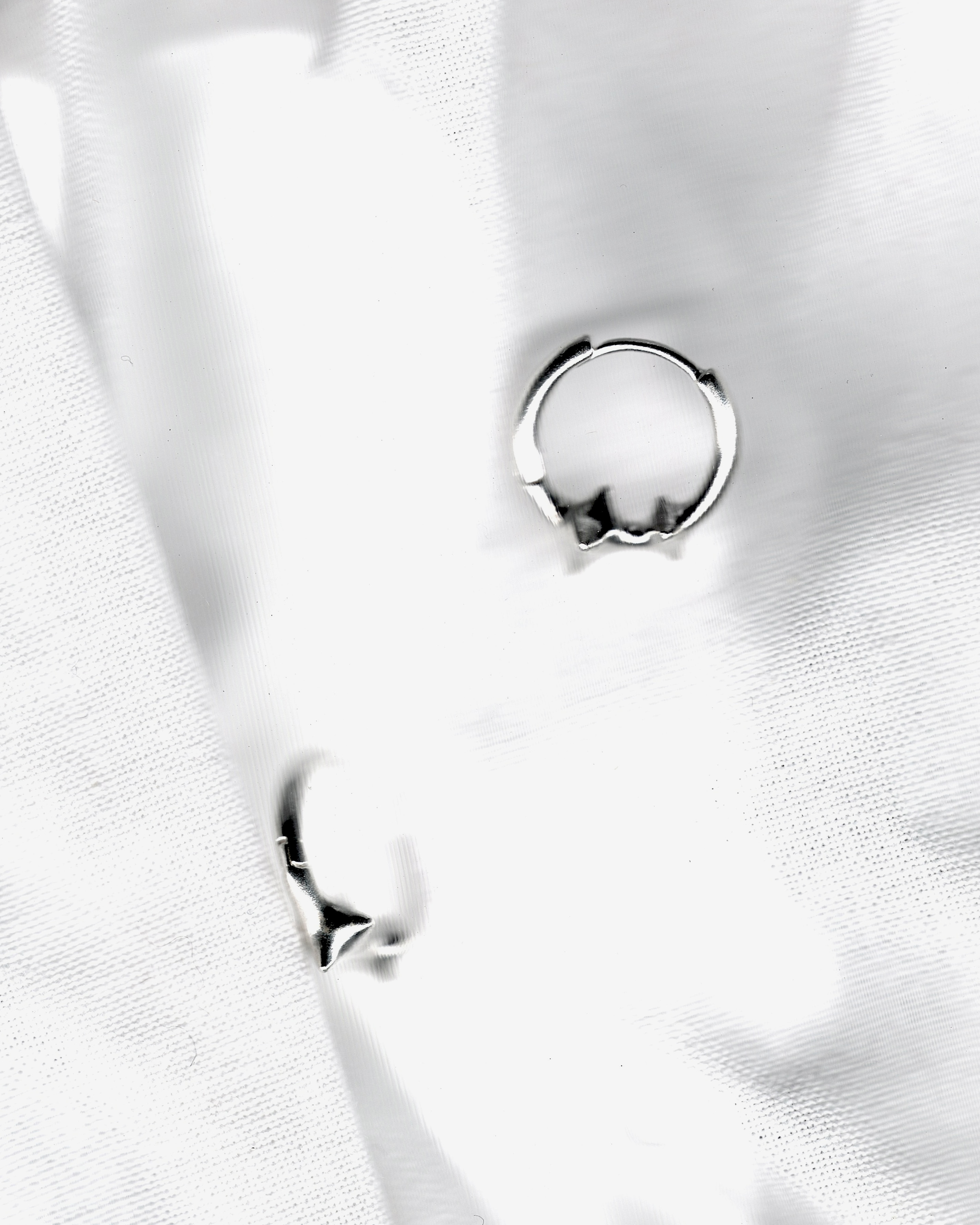 PROJ-ORNMNT 閃銀雙星環 (單支販售)