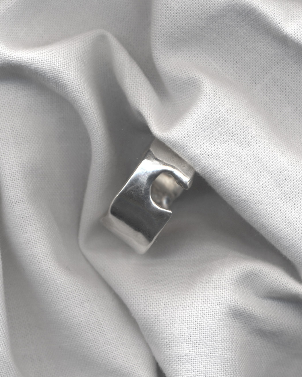 PROJ-ORNMNT 熔月銀戒