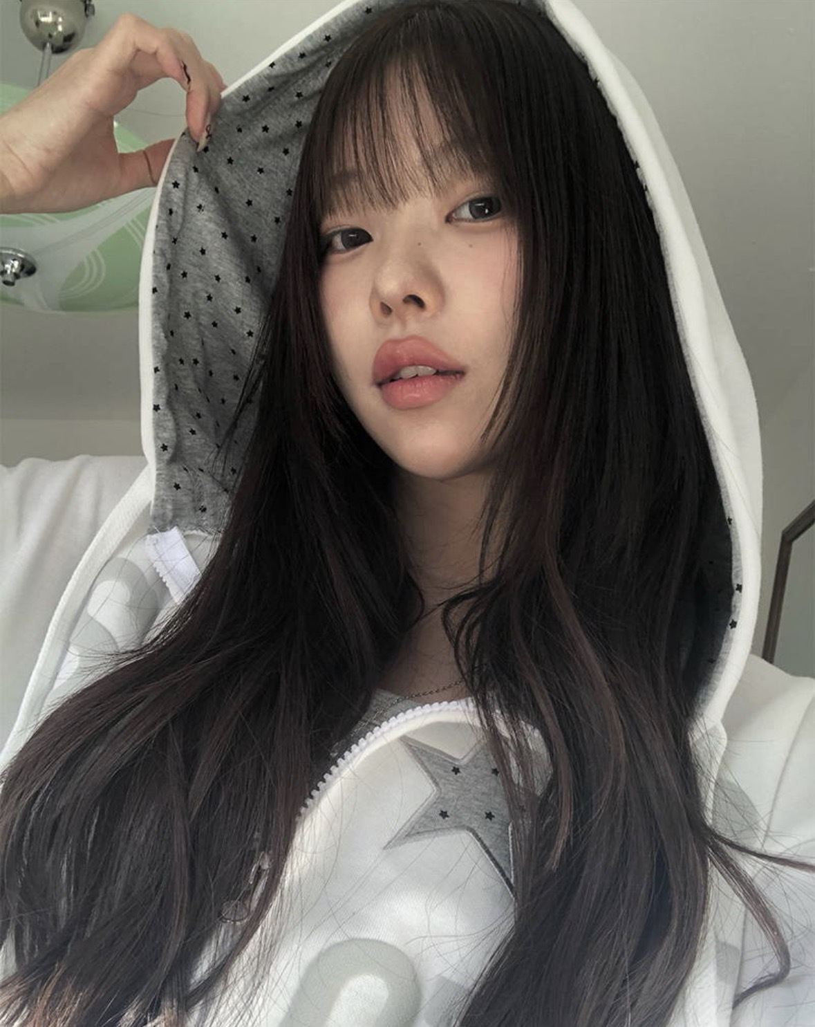 [星星紋] KOREA STAR HOODED ZIP UP 四色入