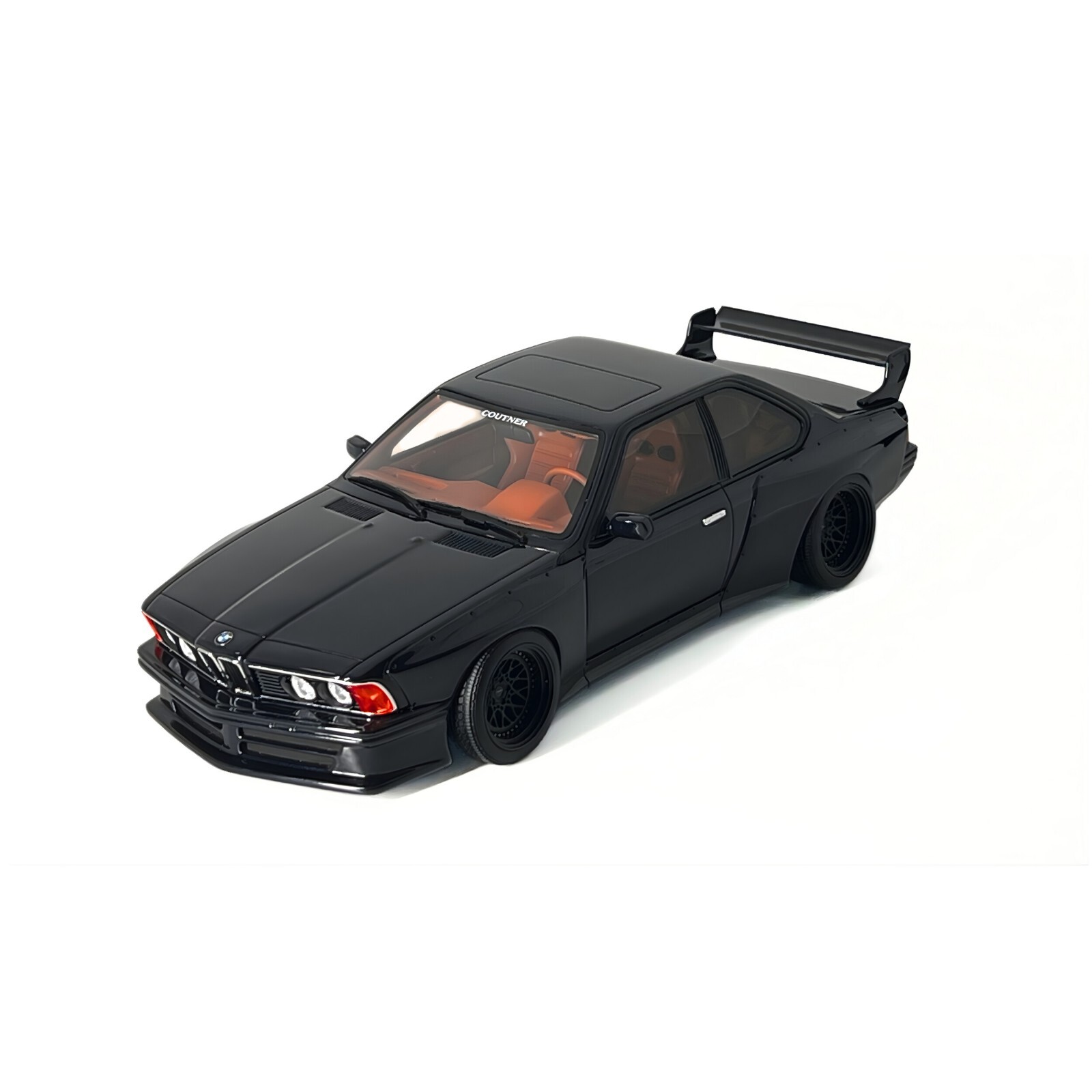 預訂 :1/18 OTTOMOBILE BMW 635 Csi (E24) Widebody by Coutner Deep Blue Metallic 2021 (OT1184)