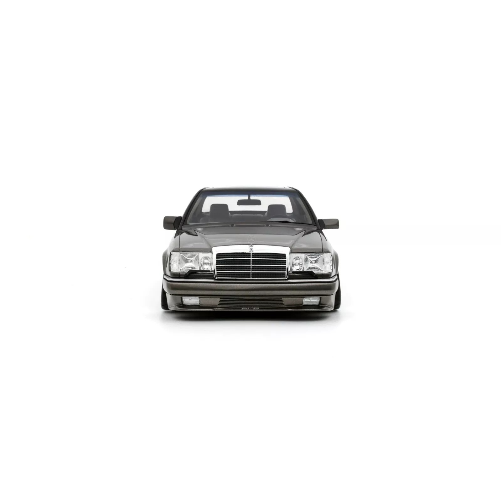 預訂 :1/18 OTTOMOBILE Mercedes-Benz C124 AMG "Stance" Anthracite Grey 2022 (OT1241)