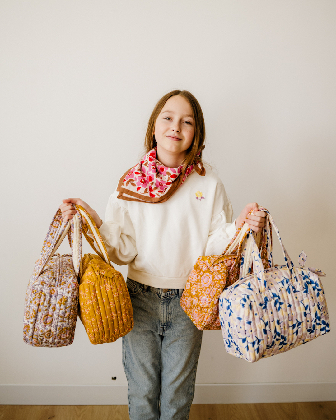 加爾達矢車菊藍 | 手提小包