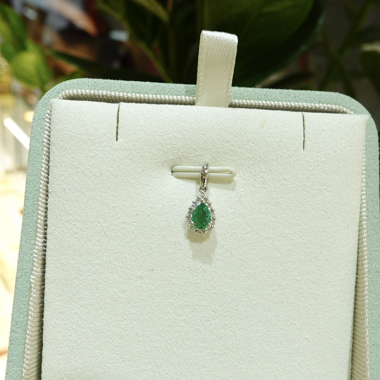 18K金哥倫比亞祖母綠鑽石吊墜 - 水滴形