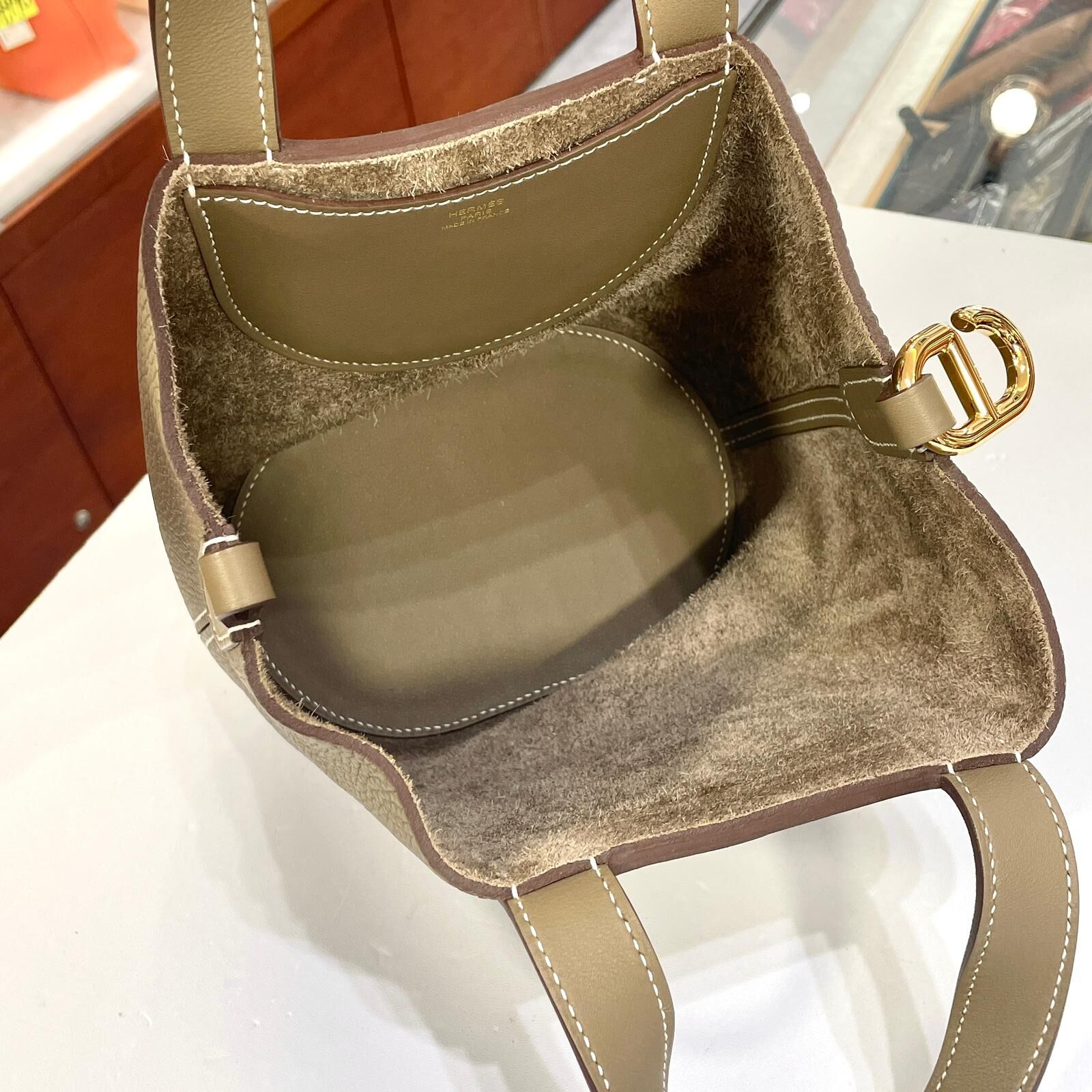 全新HERMES IN-THE-LOOP 18 W 刻 ETOUPE 大象灰TC皮金扣 #豬鼻水桶袋 ##BRAND NEW#香榭站正品