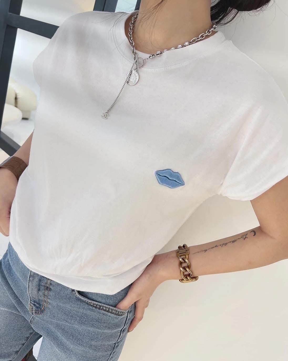 【可愛百搭刺繡嘴唇造型棉tee】（預購）