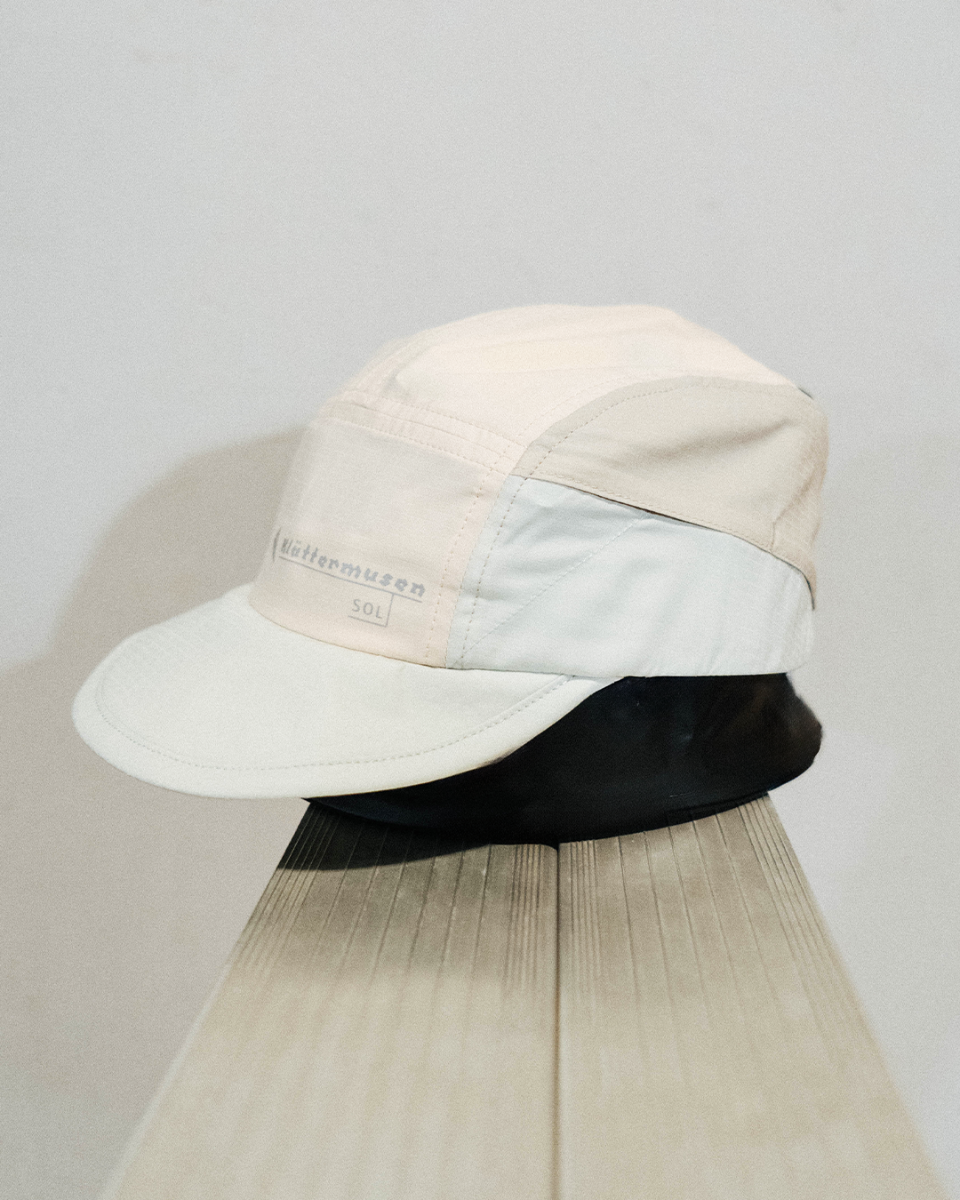 Klättermusen 攀山鼠 Sol 輕量快乾遮陽帽 26SS