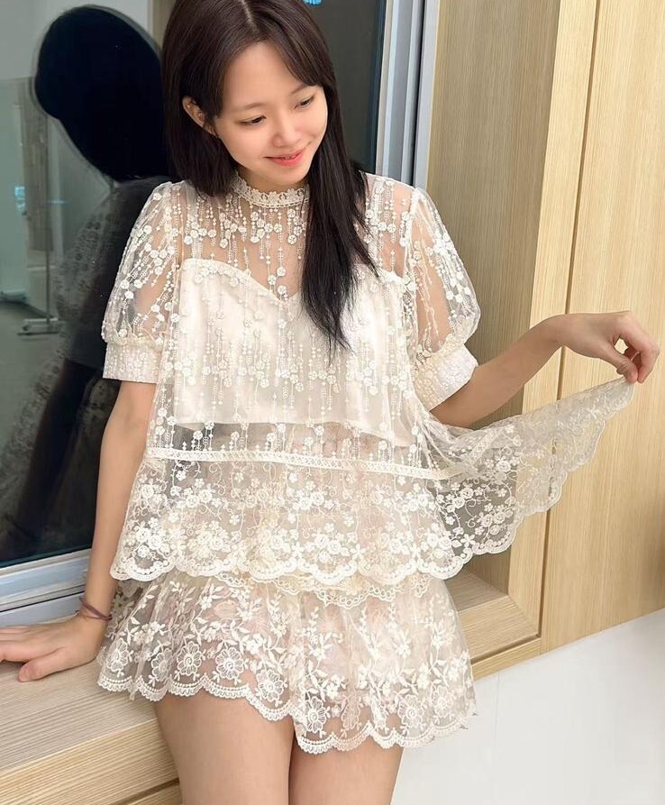 Y77 (P粉獨家) 胸41-45 長21-26.5 $459 (一口價)