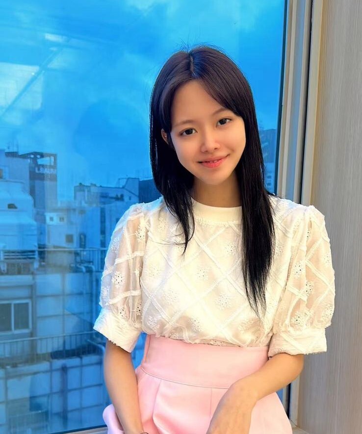 Y80 胸44 長19 (白)$409 (黑)$439  (一口價)