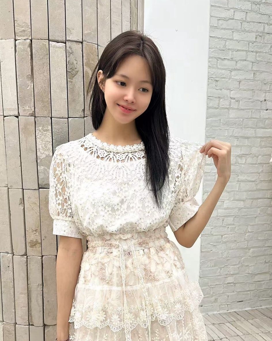 Y85 胸42-48 長24 $409 (一口價)