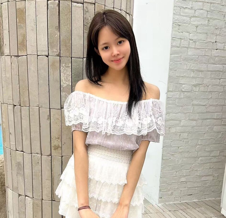 Y86 胸42-46 長23.5 $409 (一口價)