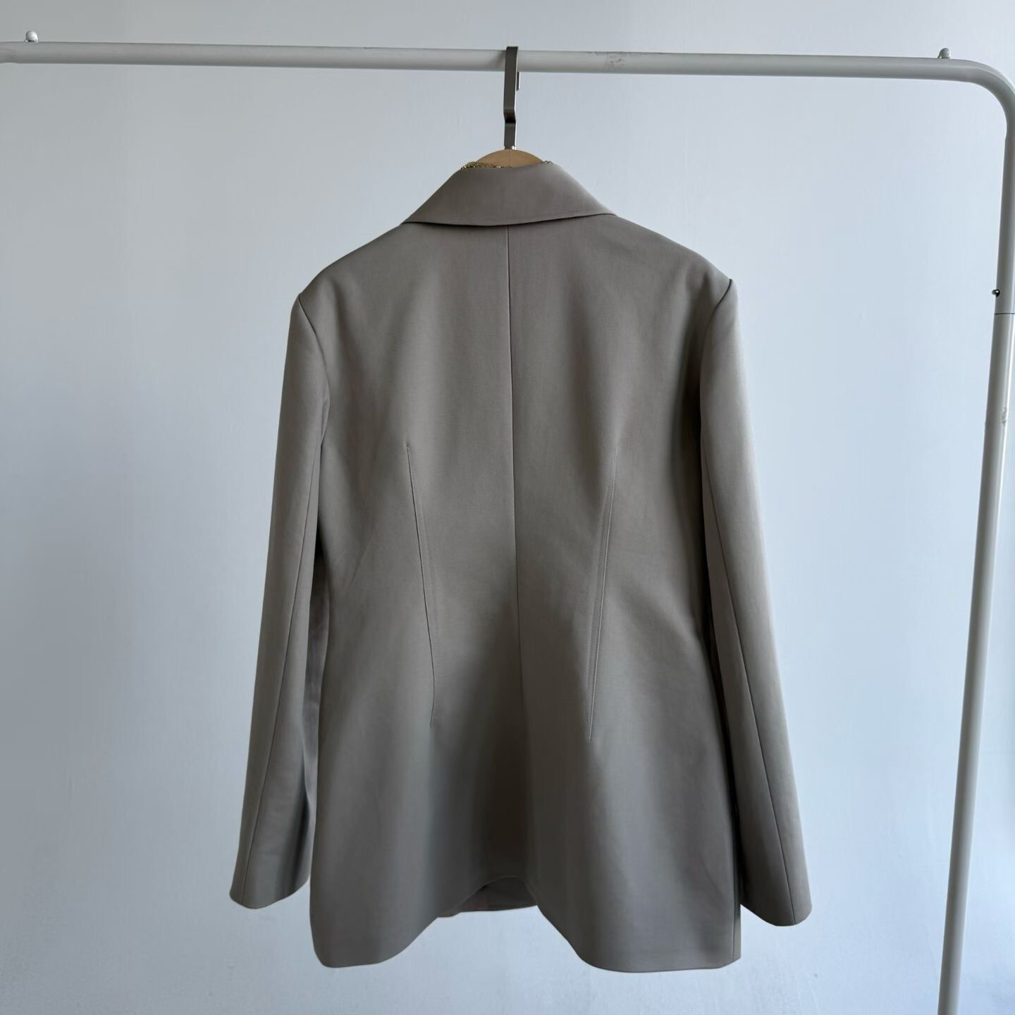 造型收腰二扣西裝