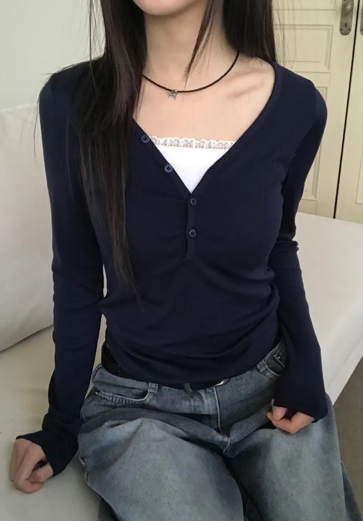 【18/3完額外95折首批優惠價預訂】韓國蕾絲鈕扣長袖上衣（3色）