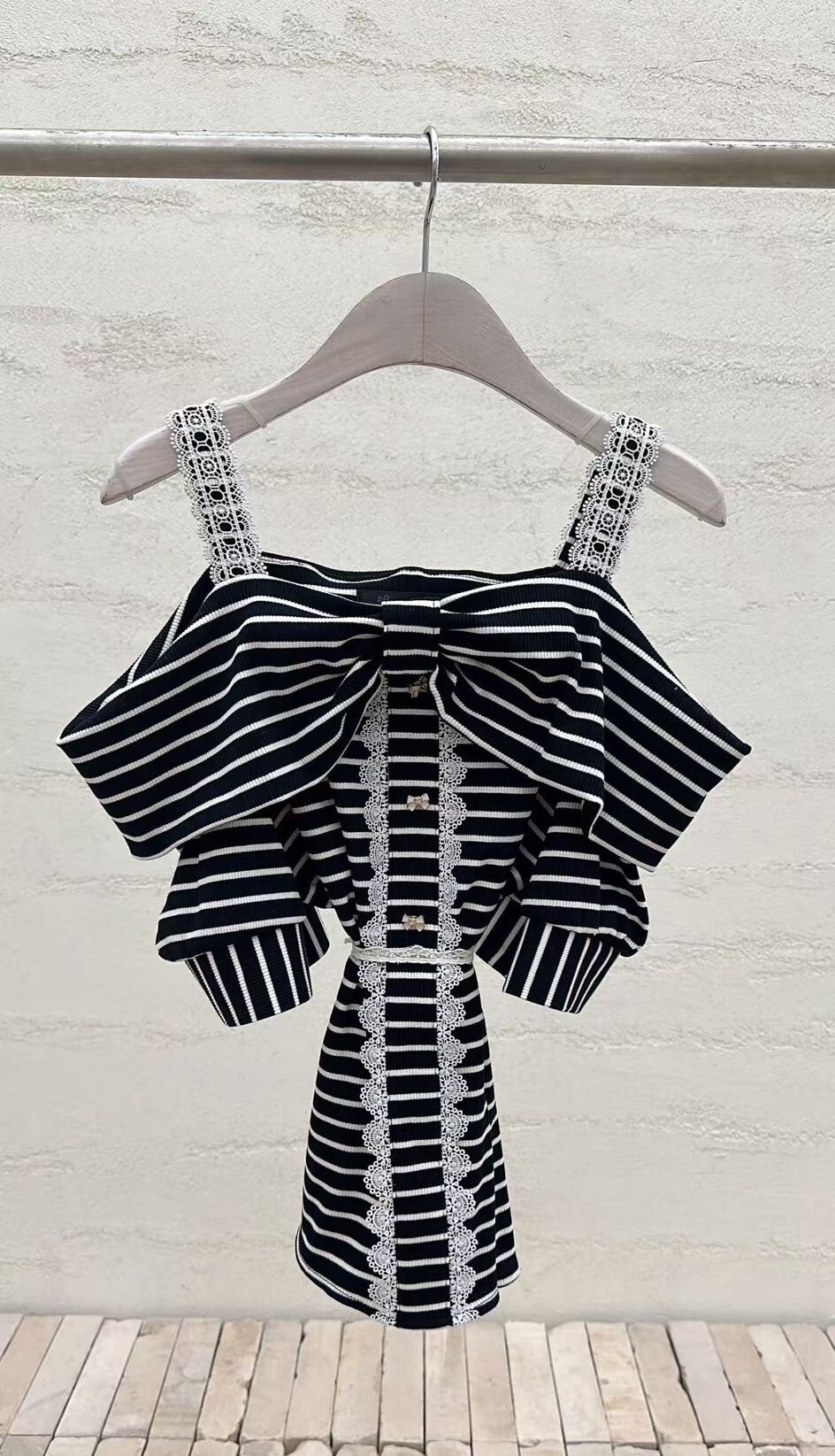 Y97 胸40-56 長23 $439 (一口價)