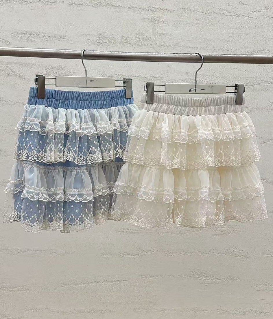 Y104 腰24-46 HIP40 長15 $459 (一口價)