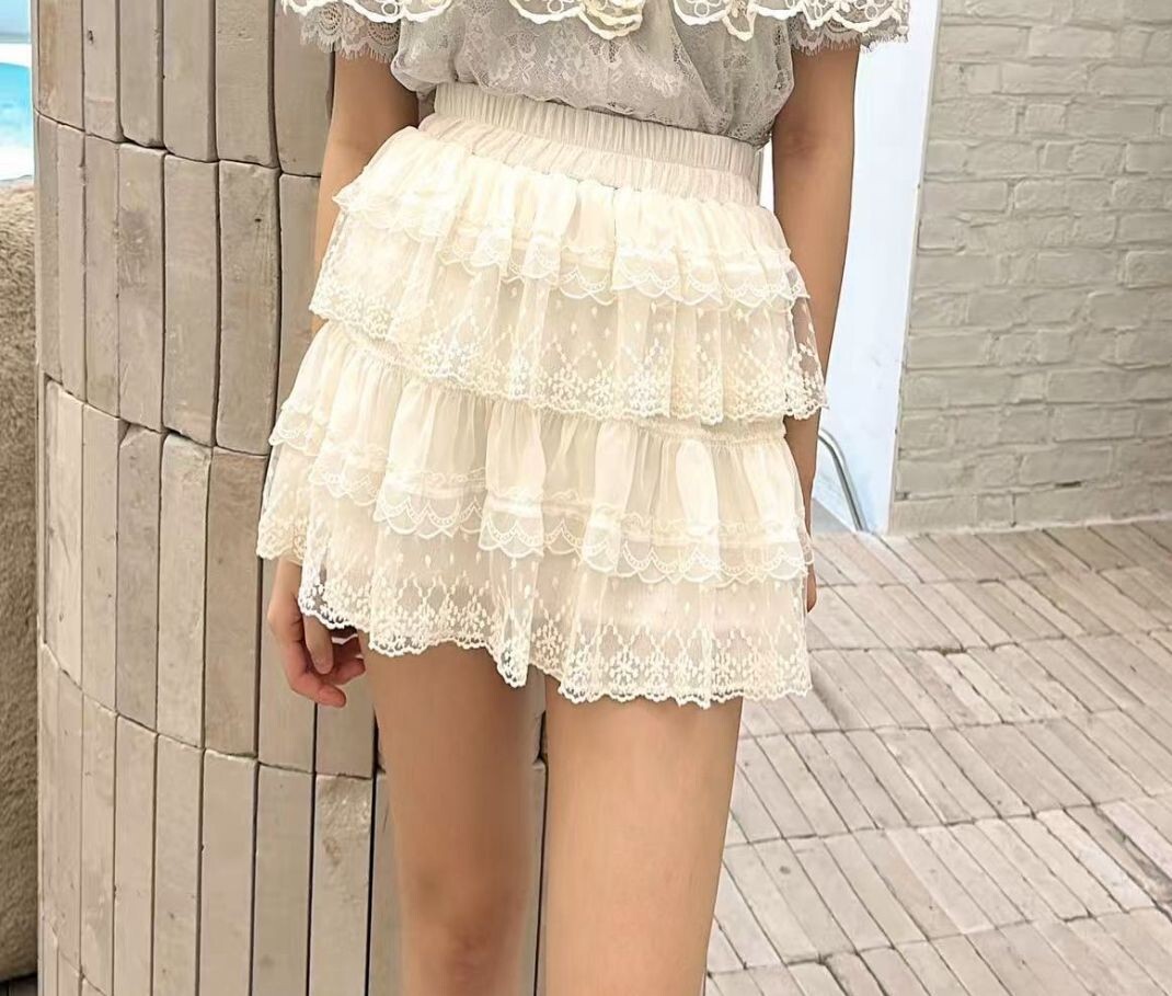 Y104 腰24-46 HIP40 長15 $459 (一口價)