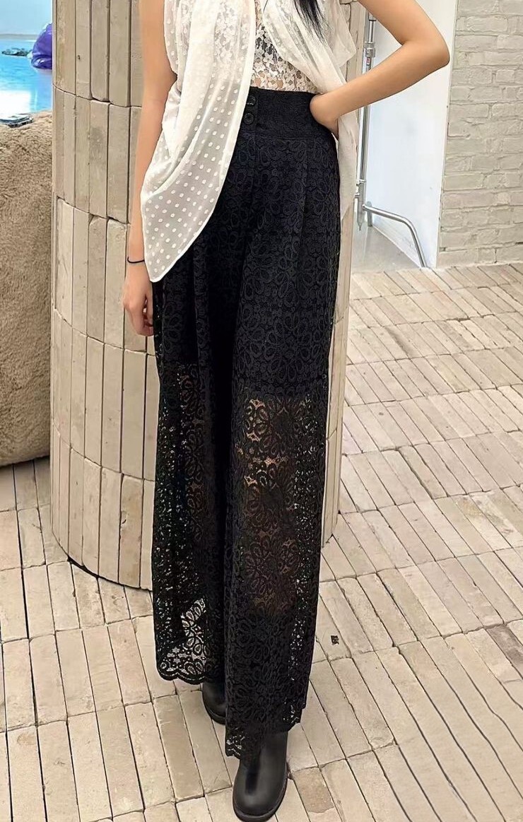 Y110 腰27-35 HIP52 長40 $449 (一口價)