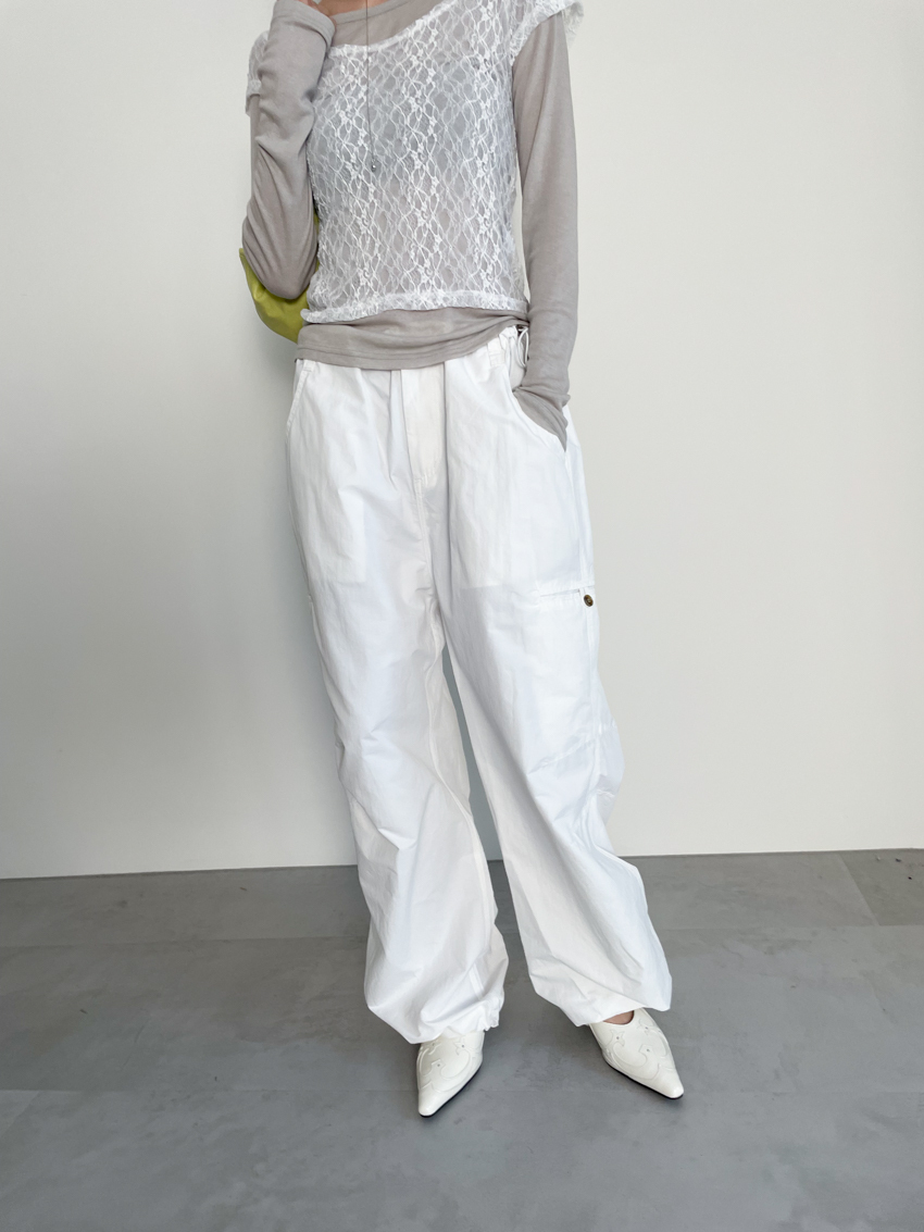 elastic back straight cargo trousers in WHITE