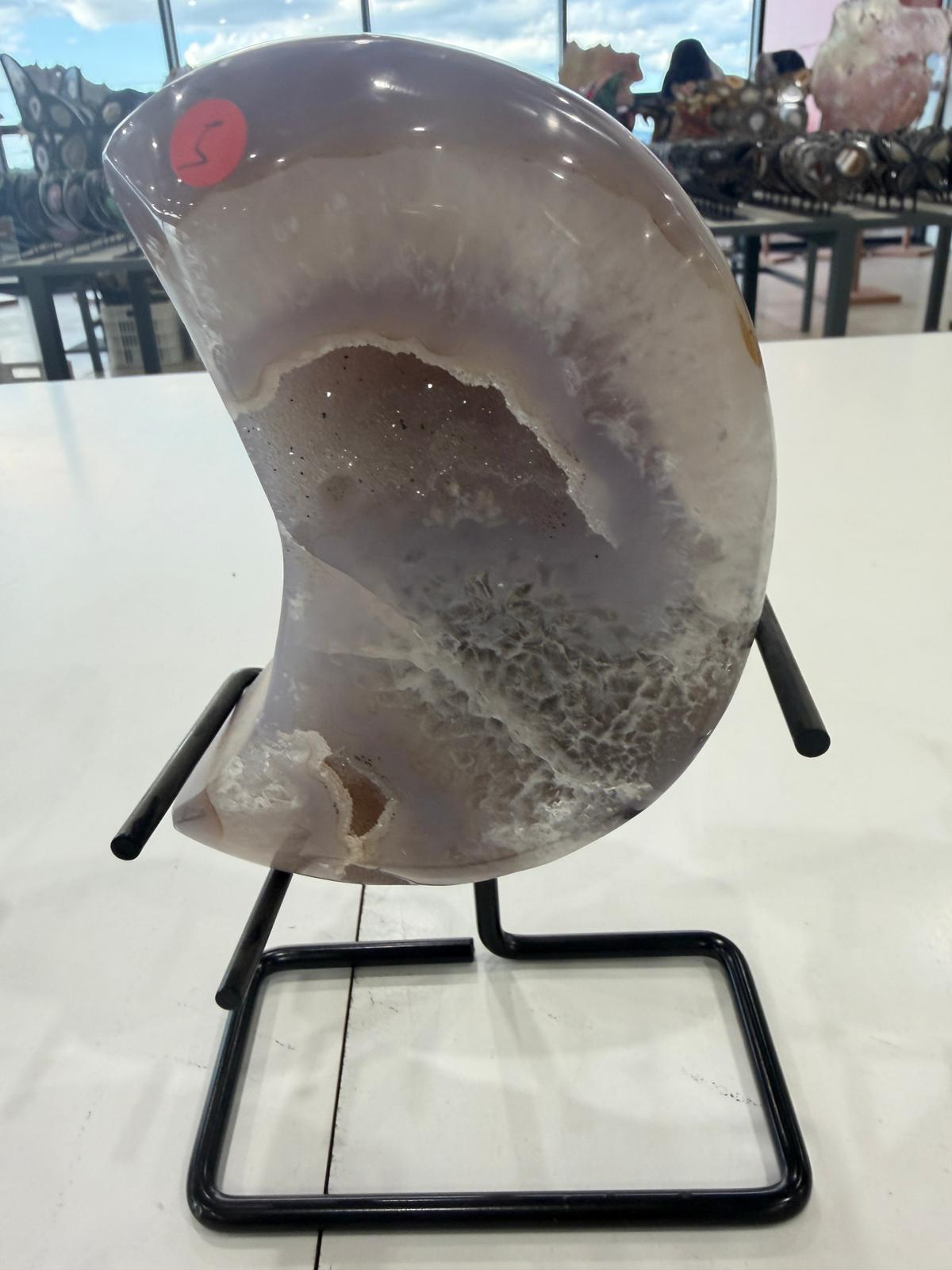 WN205 MN5 SS級瑪瑙晶洞月亮